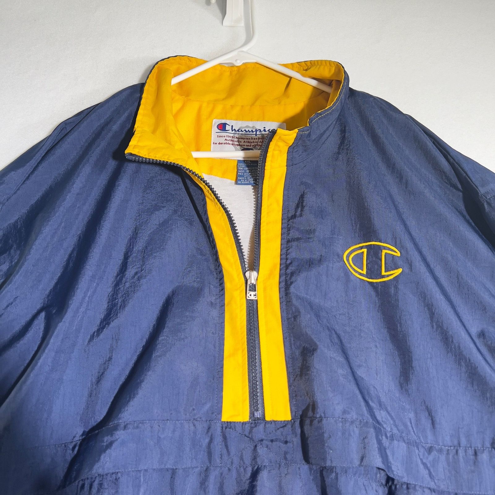 Champion Champion 1/2 Zip Pullover 2XL Vented Embroidered Logo Pocket Size US XXL / EU 58 / 5 - 3 Thumbnail