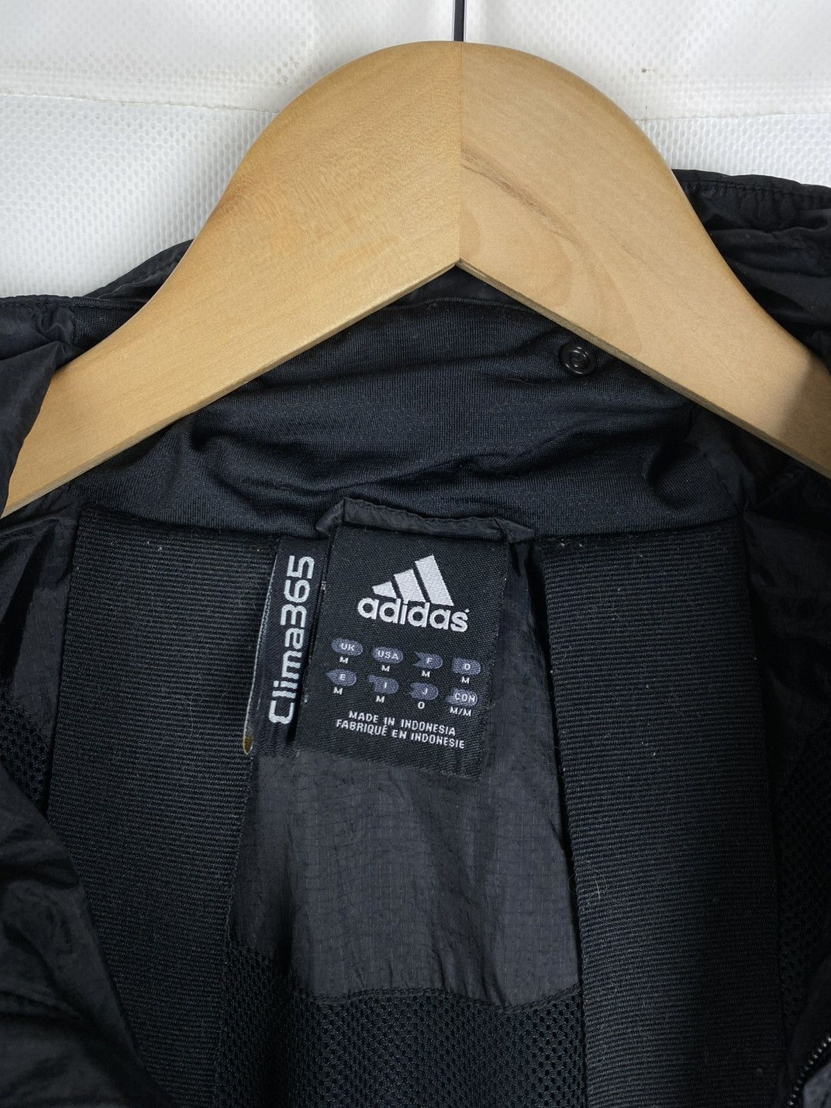 Adidas Adidas Running Vintage Japanese Hooded Windbreaker Jacket Size US M / EU 48-50 / 2 - 25 Thumbnail