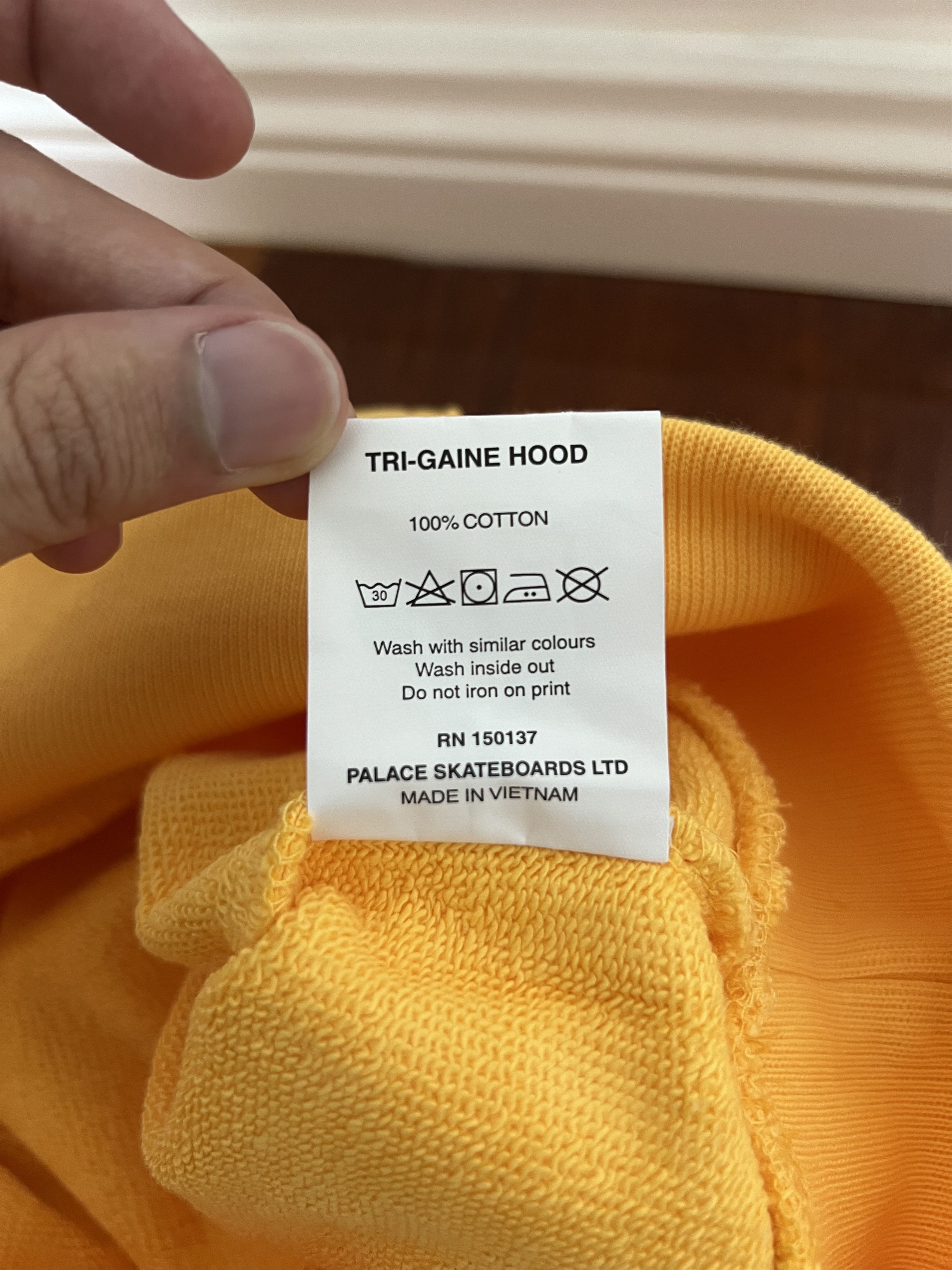 Palace 💚 2020 Palace Tri-Gaine Hoodie Yellow Large NEW Size US L / EU 52-54 / 3 - 8 Thumbnail