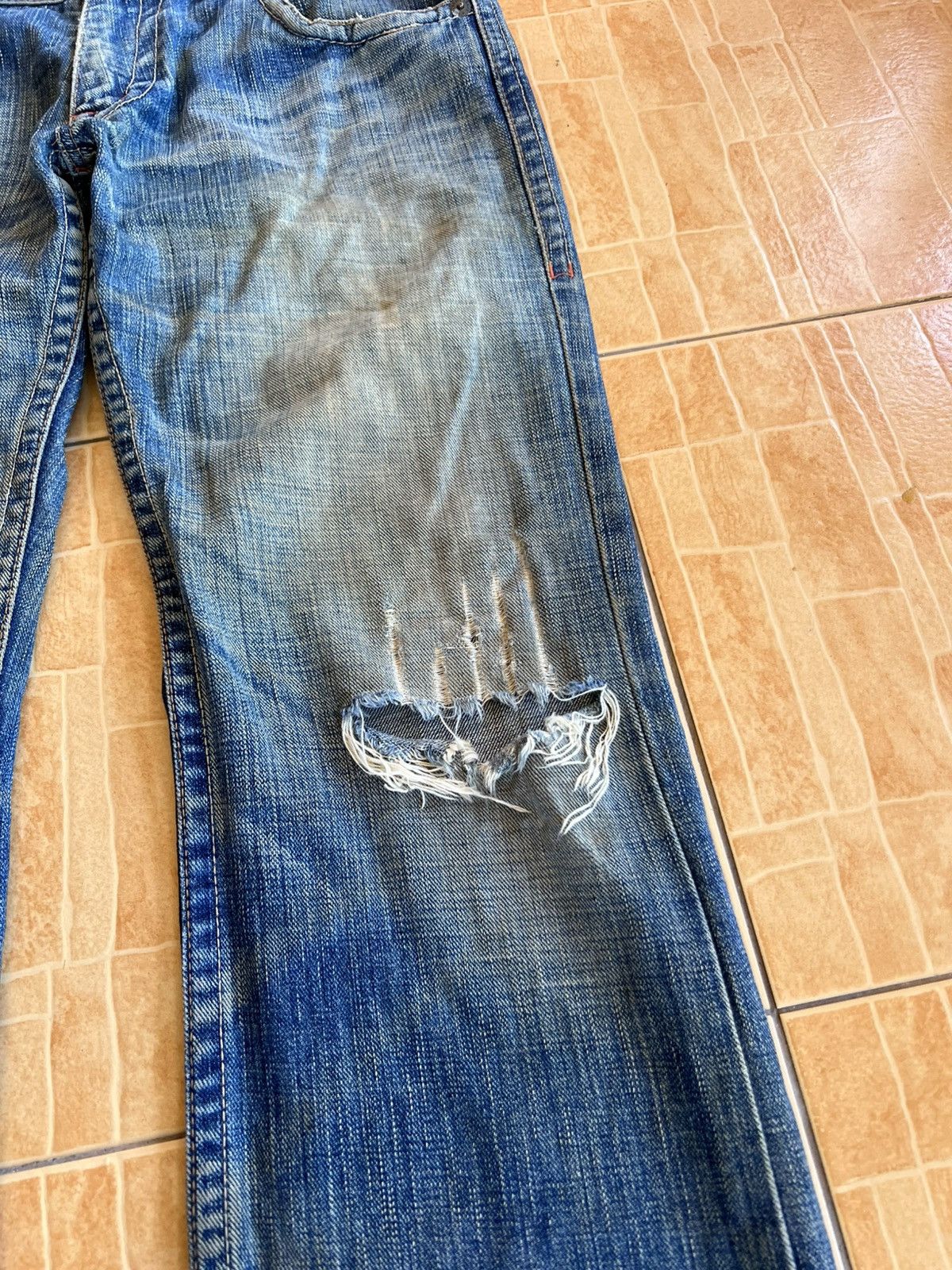 semanticdesign Semantic Designs Flare Distress Mud Wash Jean Size US 32 / EU 48 - 9 Thumbnail