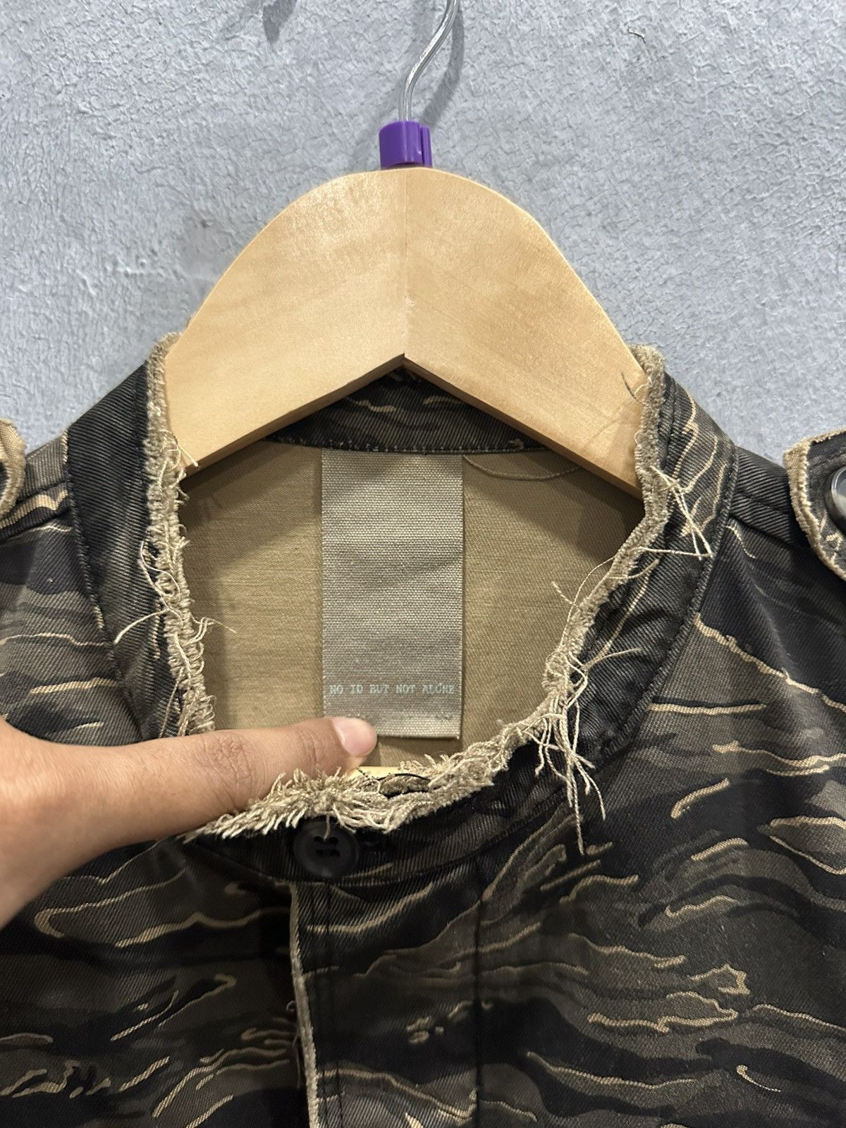 Vintage Military Tiger Stripe Camo Jacket Size US S / EU 44-46 / 1 - 4 Thumbnail
