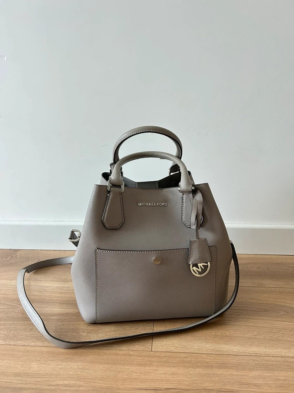 Michael Kors Michael Kors Greenwich leather grey grab bag Size ONE SIZE - 1 Thumbnail