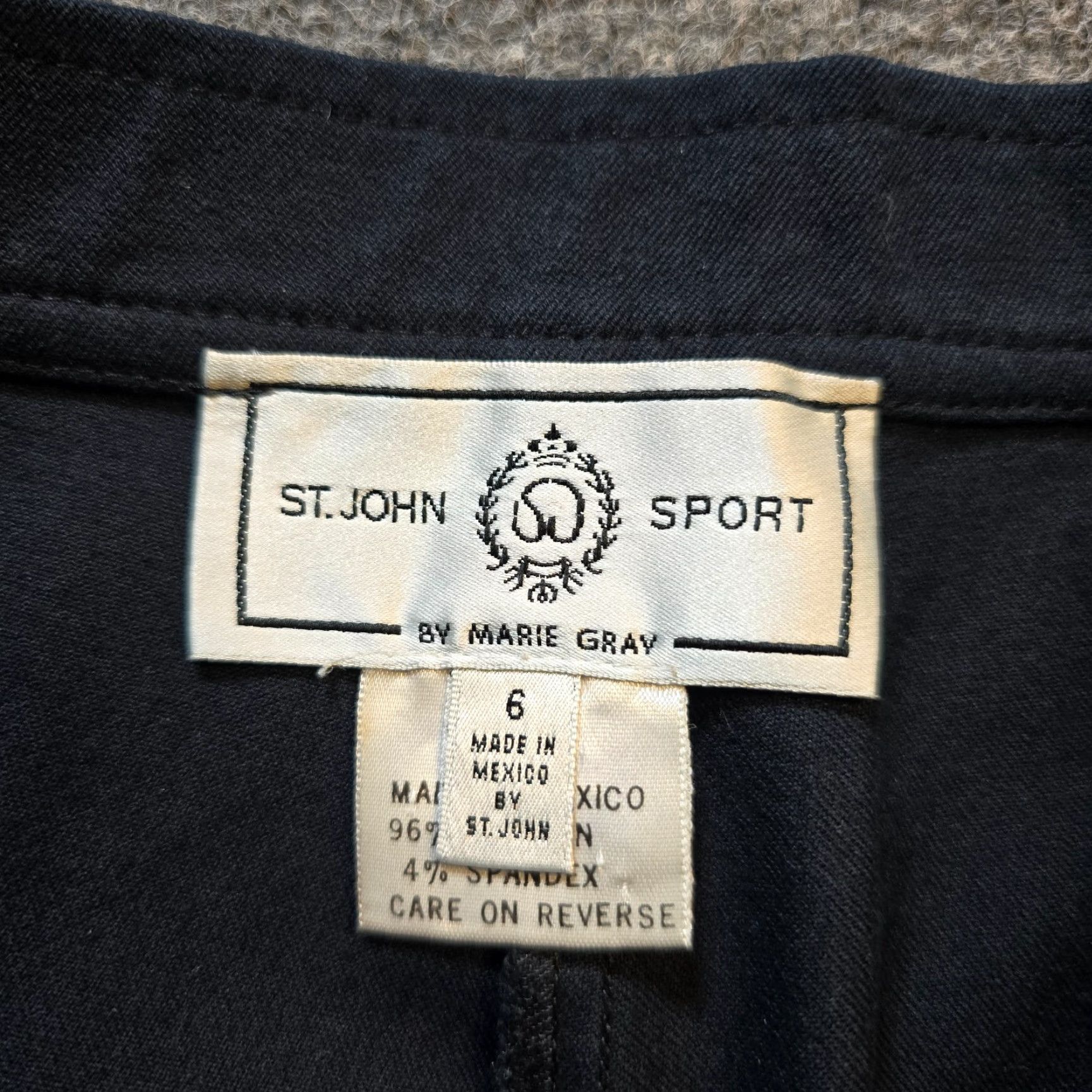 Vintage St John Pants Women Size 6 Black Straight Leg Side Zip Flat Front Capsule Casual Dress Pants Women Regular Size 28" / US 6 / IT 42 - 4 Thumbnail