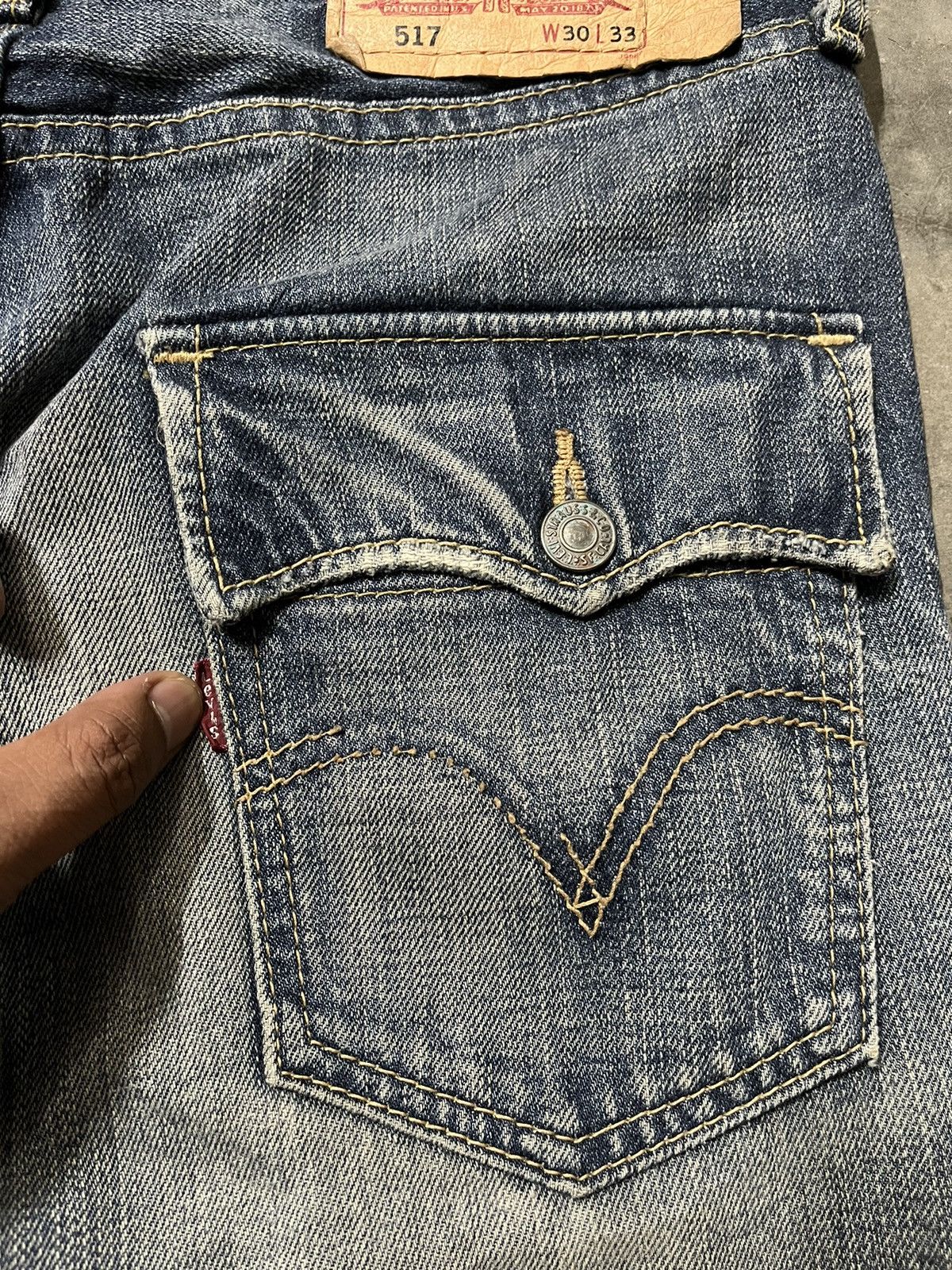 Levi's Vintage Levis 517 grunge distressed bootcut flare jeans Size US 31 - 10 Thumbnail