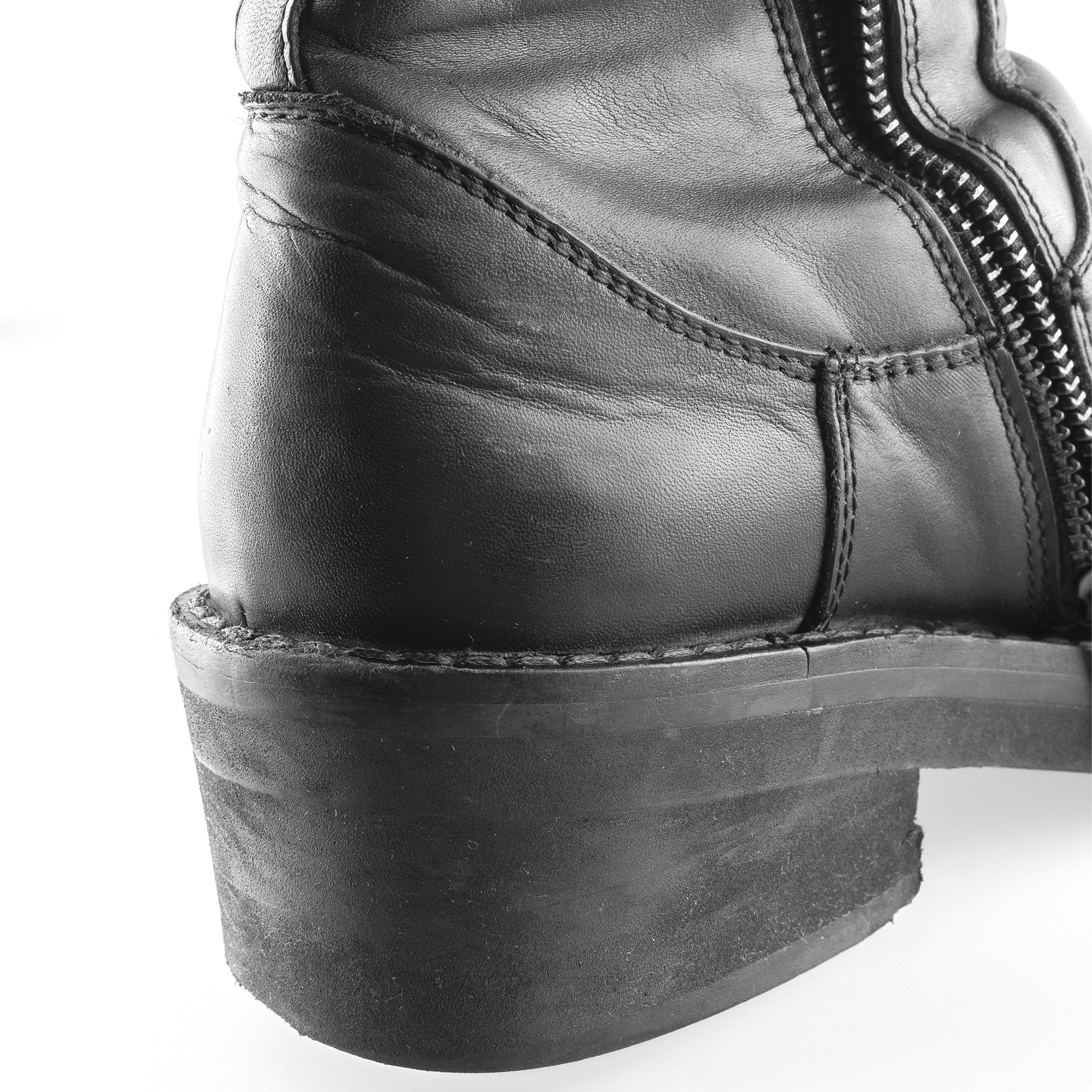Ann Demeulemeester Ann Demeulemeester Convertible Black Leather Boots (37,5 EU) Size US 6.5 / IT 36.5 - 10 Thumbnail