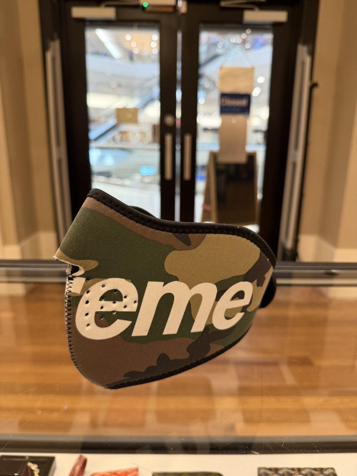 Supreme Supreme Woodland Camo Windstopper Mask Size ONE SIZE - 1 Thumbnail