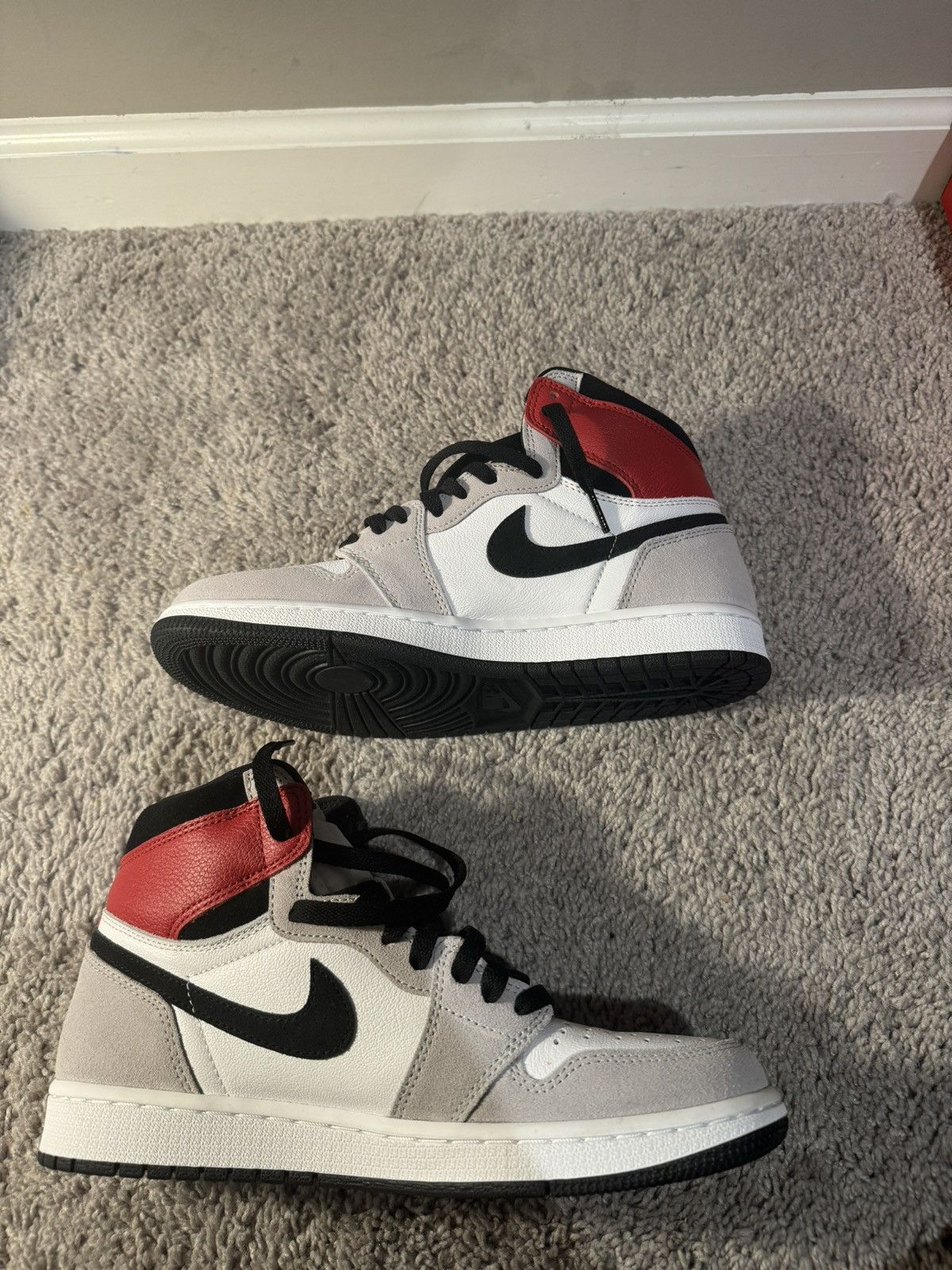 Jordan Brand Jordan 1 Retro High Light Smoke Gray Size US 9 / EU 42 - 3 Thumbnail