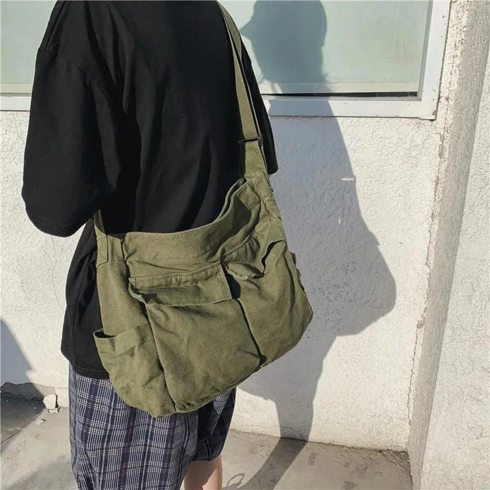 Vintage Messenger Bag in Green, Men's