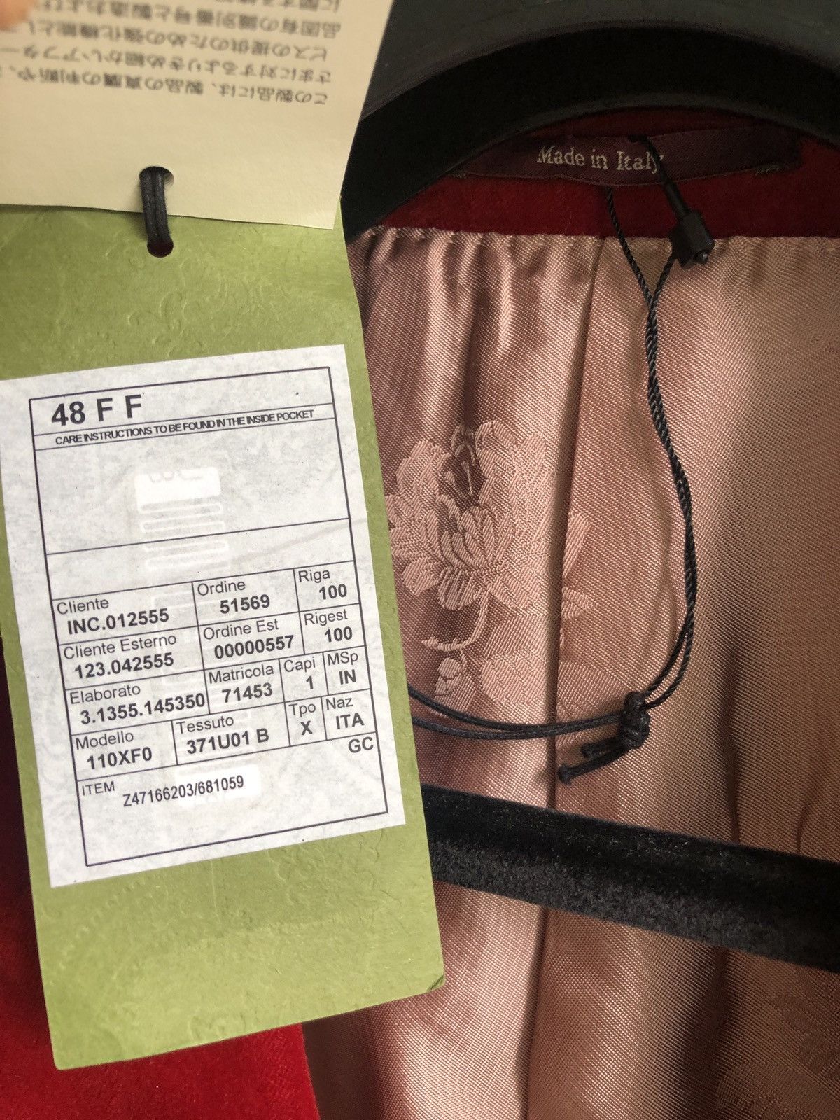Gucci Gucci Red Velvet Blazer Size 38R - 8 Thumbnail