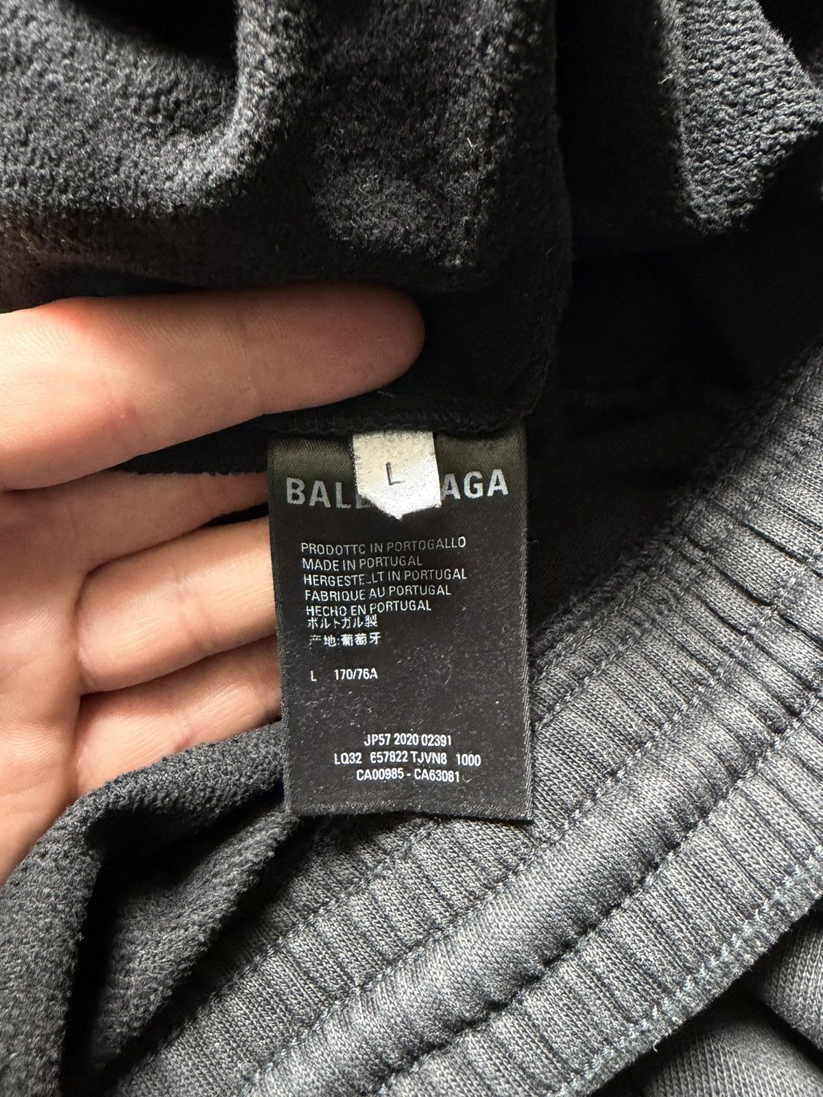 Balenciaga Balenciaga Cropped Sweatpants washed black Size US 32 / EU 48 - 11 Thumbnail