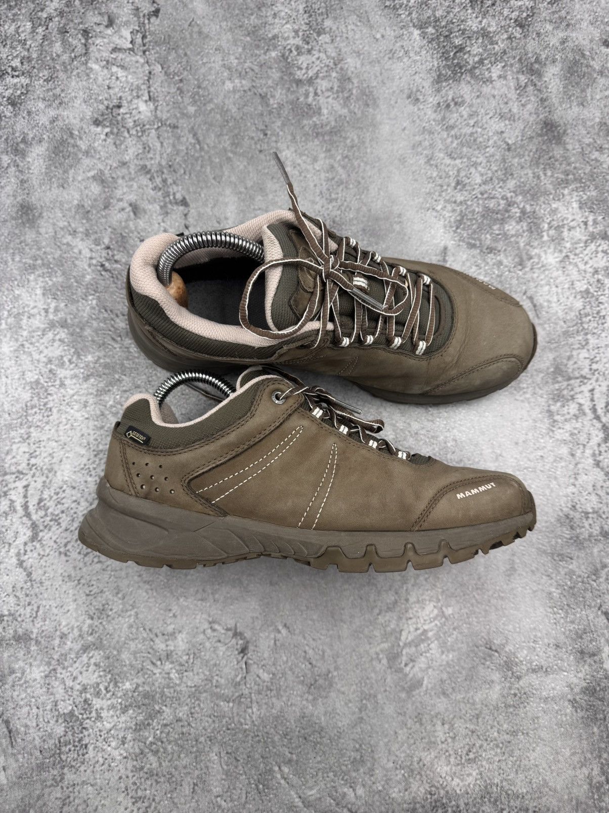 Mammut Mammut Nova III Low GTX Women Brown Hiking Sneakers Size 40 Size US 10 / IT 40 - 1 Thumbnail