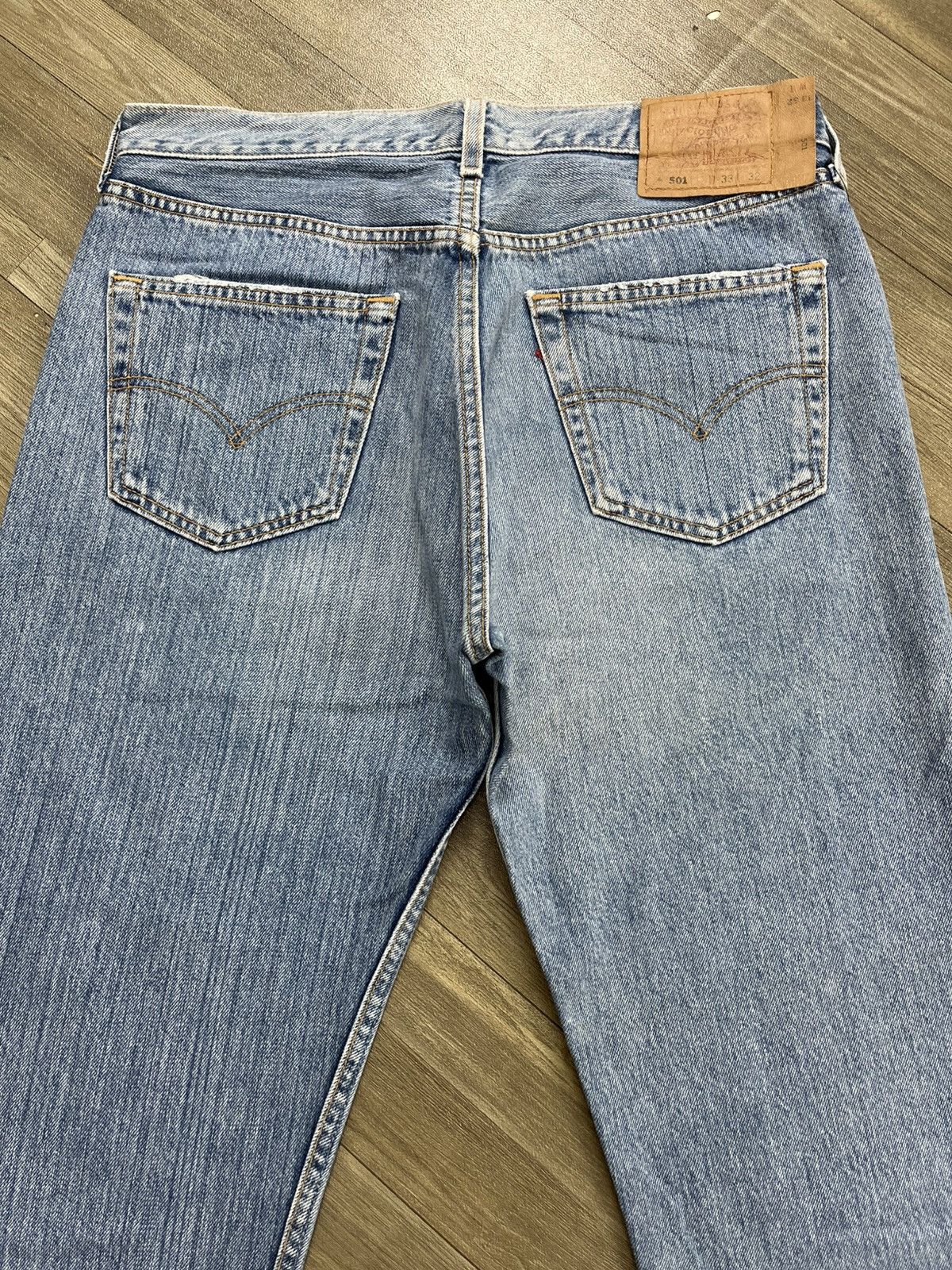Levi's Vintage Clothing 🇺🇸1990s Vintage Levis 501 33x32 Straight Leg Light Blue Jeans Size US 32 / EU 48 - 21 Thumbnail