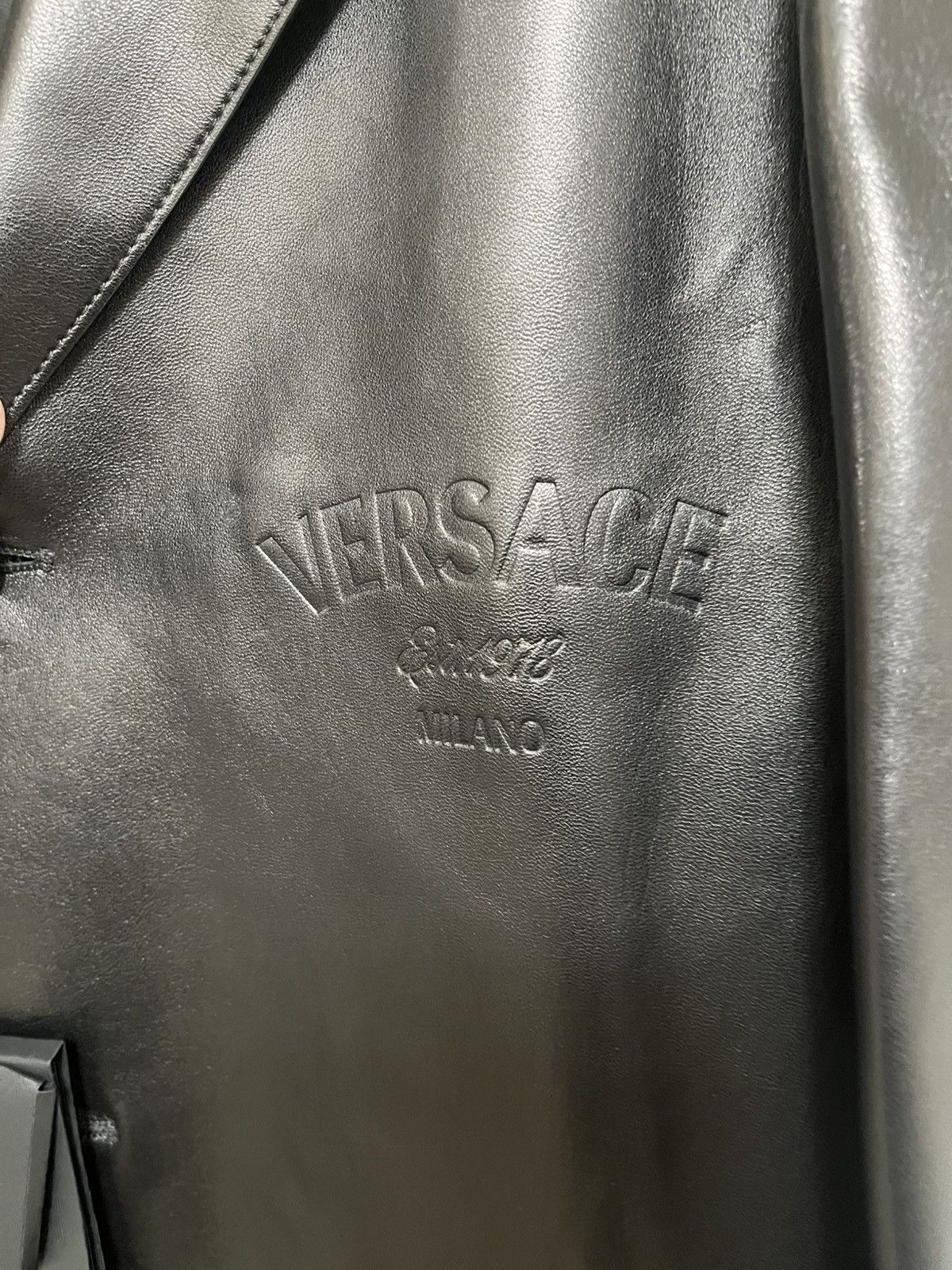 Versace Versace Leather Shirt Sz 54 Size US L / EU 52-54 / 3 - 3 Thumbnail