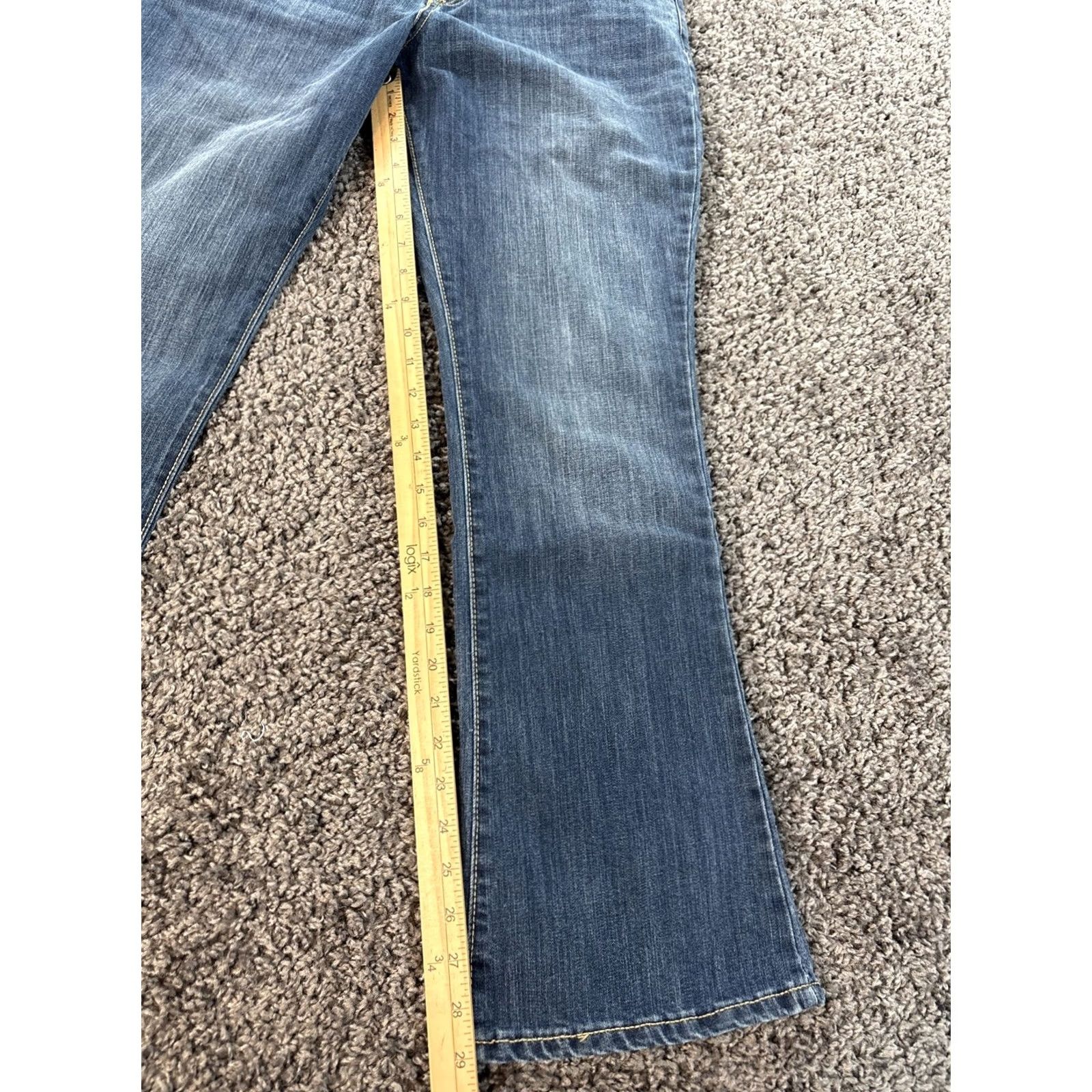 Old Navy VINTAGE Old Navy Jeans Bootcut Womens 32x29 Blue Medium Wash Distressed Flirt Y2K Size 24" / US 00 / IT 34 - 2 Thumbnail