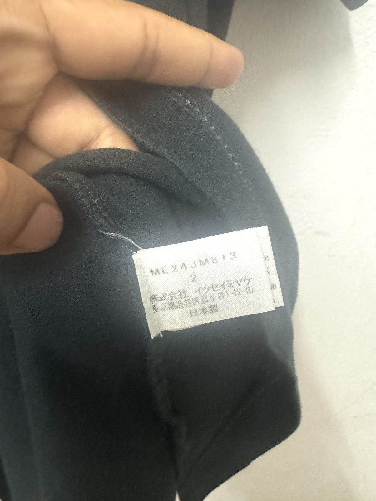 Homme Plisse Issey Miyake × Issey Miyake × Pleats Please Issey Miyake Issey Miyake Dark Black Polo Button T shirt Size US L / EU 52-54 / 3 - 7 Thumbnail