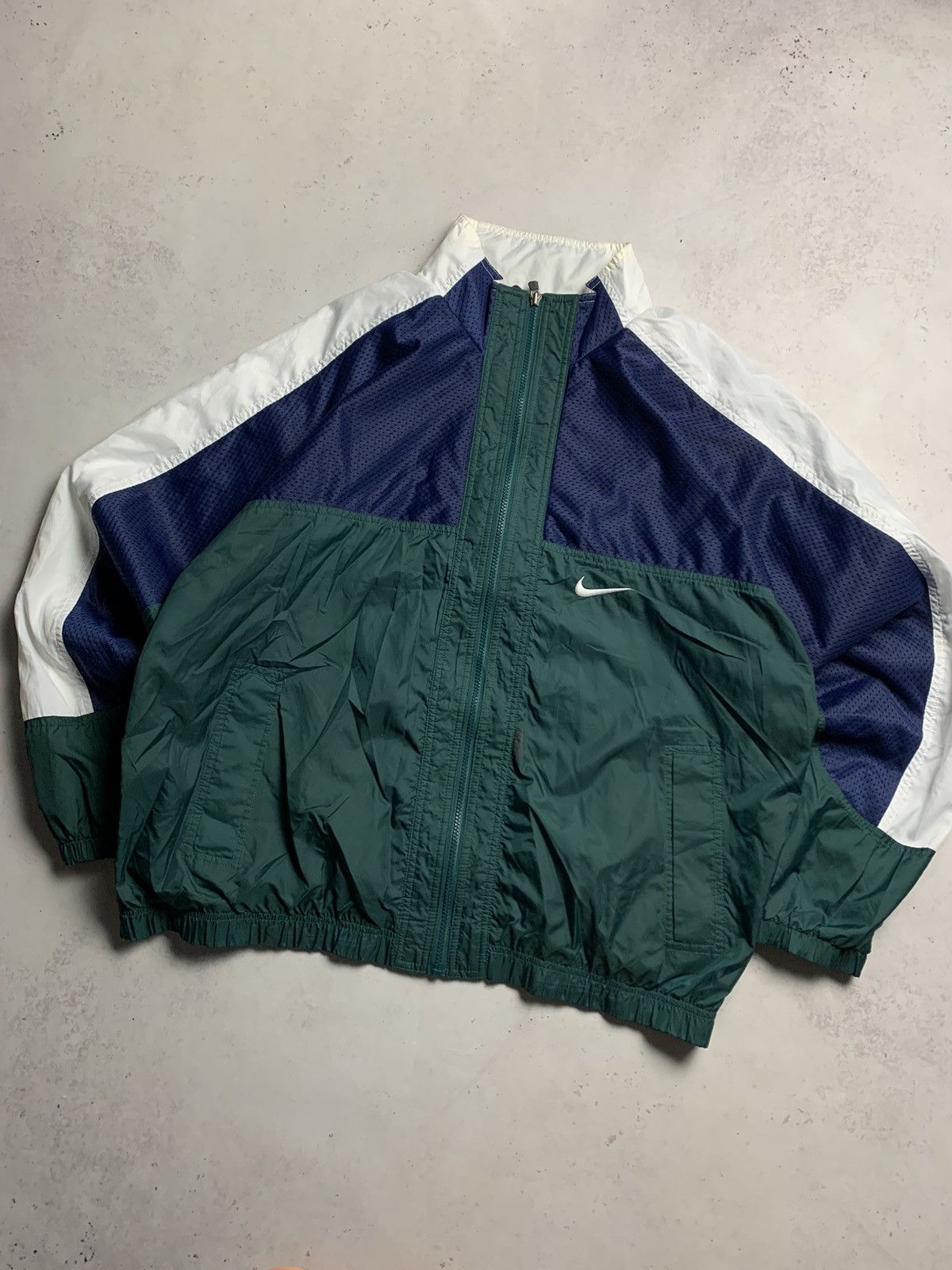 Nike Vintage Nike Swoosh Nylon Olympic Jacket Y2K XL Size US XL / EU 56 / 4 - 4 Thumbnail