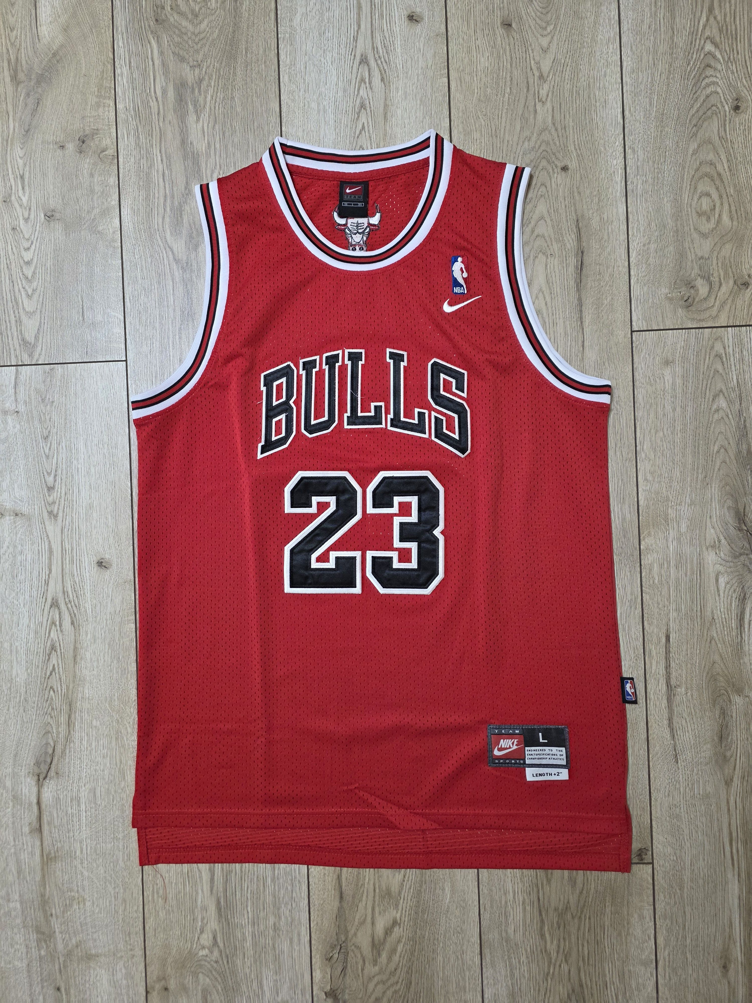 NBA CHICAGO BULLS VINTAGE JERSEY MICHAEL JORDAN JERSEY Size US L / EU 52-54 / 3 - 1 Thumbnail