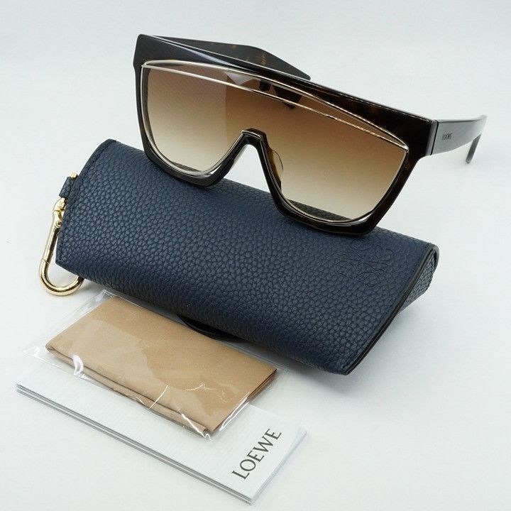 Loewe Loewe LW40012F 52F Sunglasses Dark Havana Shield Frame Size ONE SIZE - 11 Thumbnail