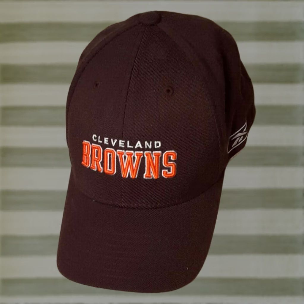Reebok VINTAGE Reebok Browns Hat Fitted One Size Fits All Brown Spellout Baseball Cap Men Brown Logo Size ONE SIZE - 1 Thumbnail