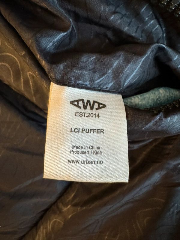 Other LCI x AWA Puffer jacket size S reversible winter jacket rare Size US S / EU 44-46 / 1 - 13 Thumbnail