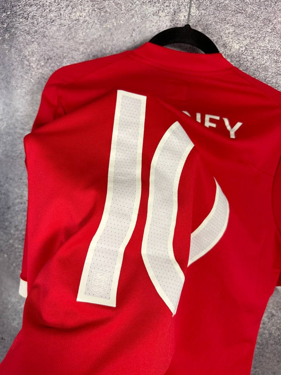 Umbro × Vintage ROONEY England National Team 2010 Umbro Soccer Jersey Size US L / EU 52-54 / 3 - 12 Thumbnail
