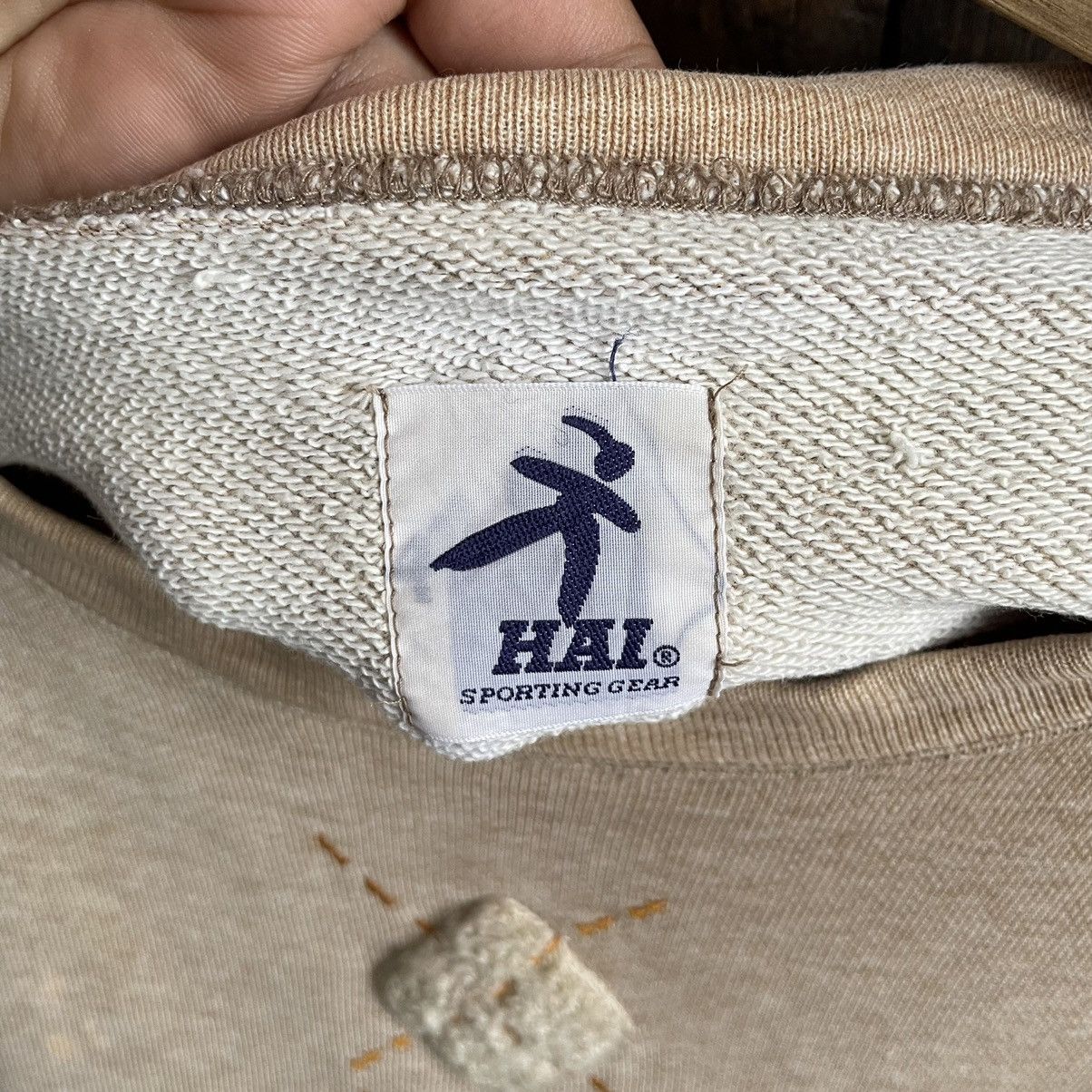 Hai Sporting Gear Vintage Distressed Hai Sporting Gear Sweatshirt Size US M / EU 48-50 / 2 - 6 Thumbnail