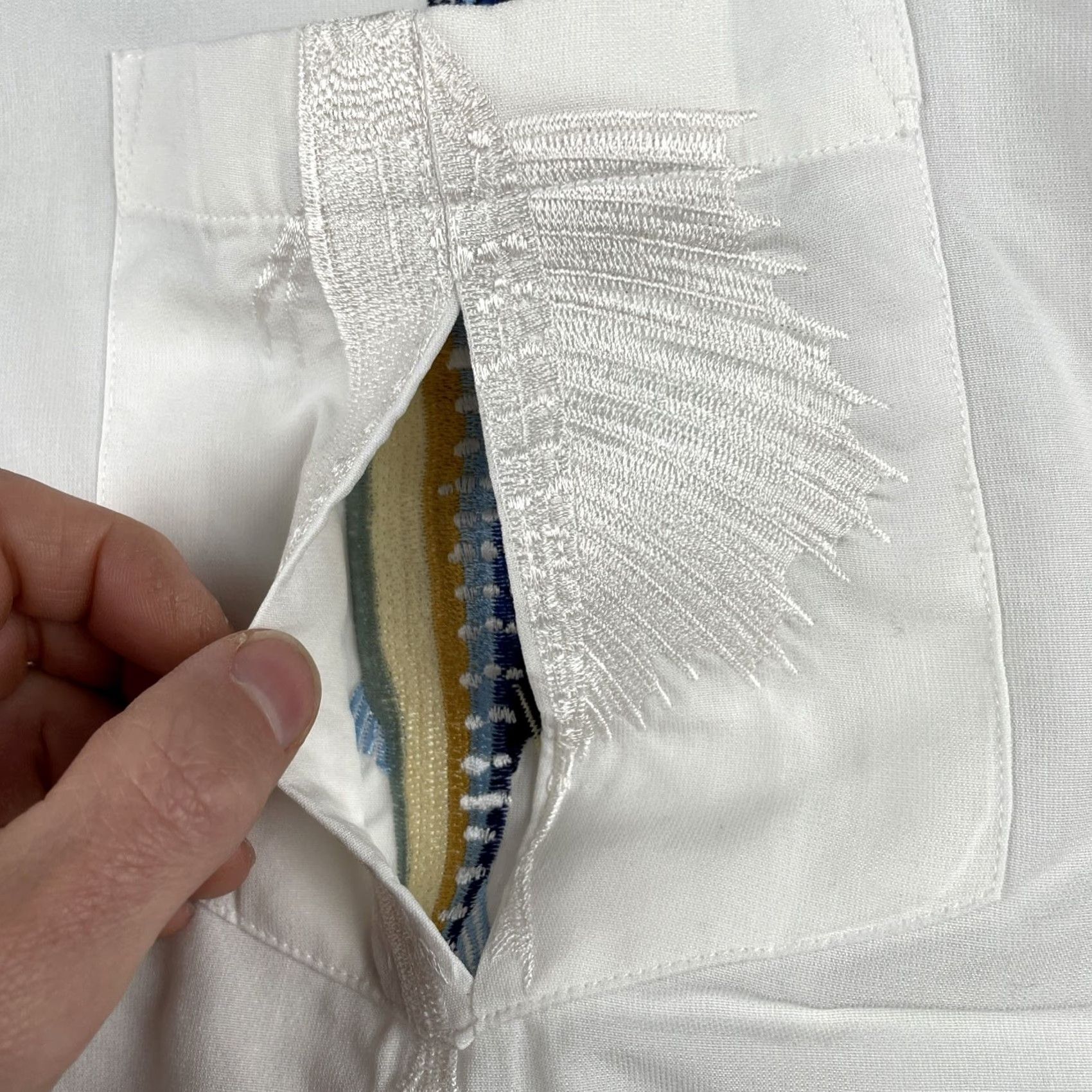 Vintage Bamboo Cay Men’s 3XL White Button-Up Embroidered Merlin Fish Beach Resort EUC Shirt Mens 3XL White Button-Up Embroidered Merlin Fish Beach Resort EUC Size US XXL / EU 58 / 5 - 7 Thumbnail
