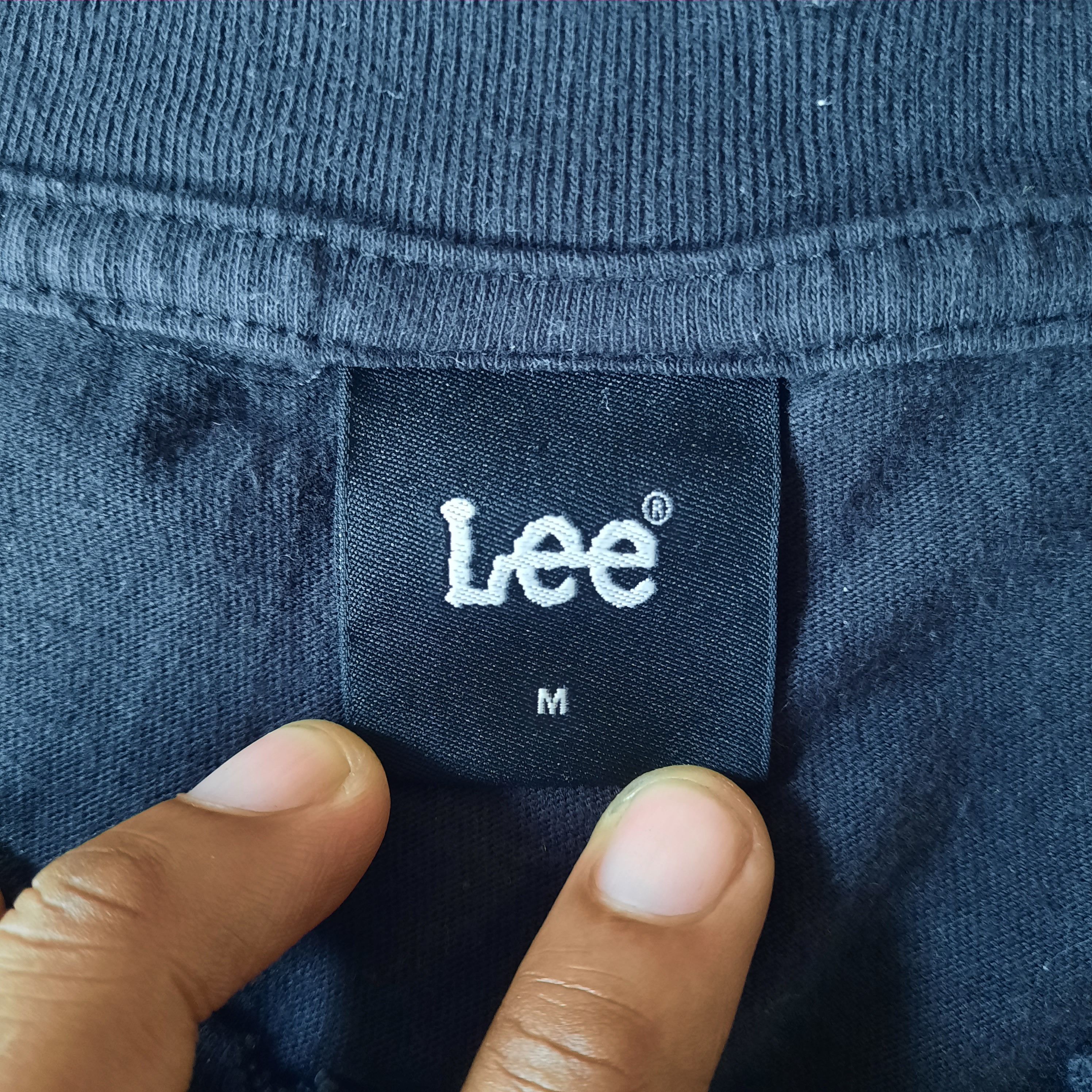 Lee 💥 Lee jeans distressed design nirvana tamplet tshirt Size US M / EU 48-50 / 2 - 3 Thumbnail