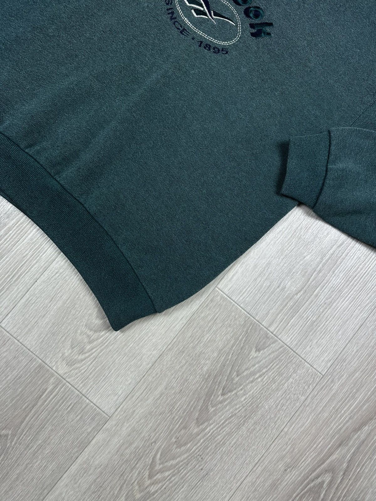 Reebok × Vintage Vintage Reebok Crewneck Sweatshirt 90s Boxy Fit Size M Size US M / EU 48-50 / 2 - 5 Thumbnail