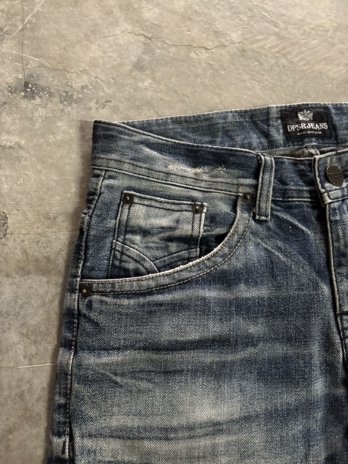 Japanese Brand DPSR JEANS DISTRESSED JAPANESE DENIM WASHED FADE PUNK GRUNGE Size US 32 / EU 48 - 9 Thumbnail