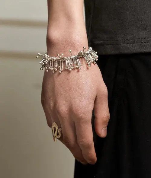 Jewelry Avant Garde Seaweed Fringe Bracelet Chain Aesthetic y2k Size ONE SIZE - 1 Thumbnail