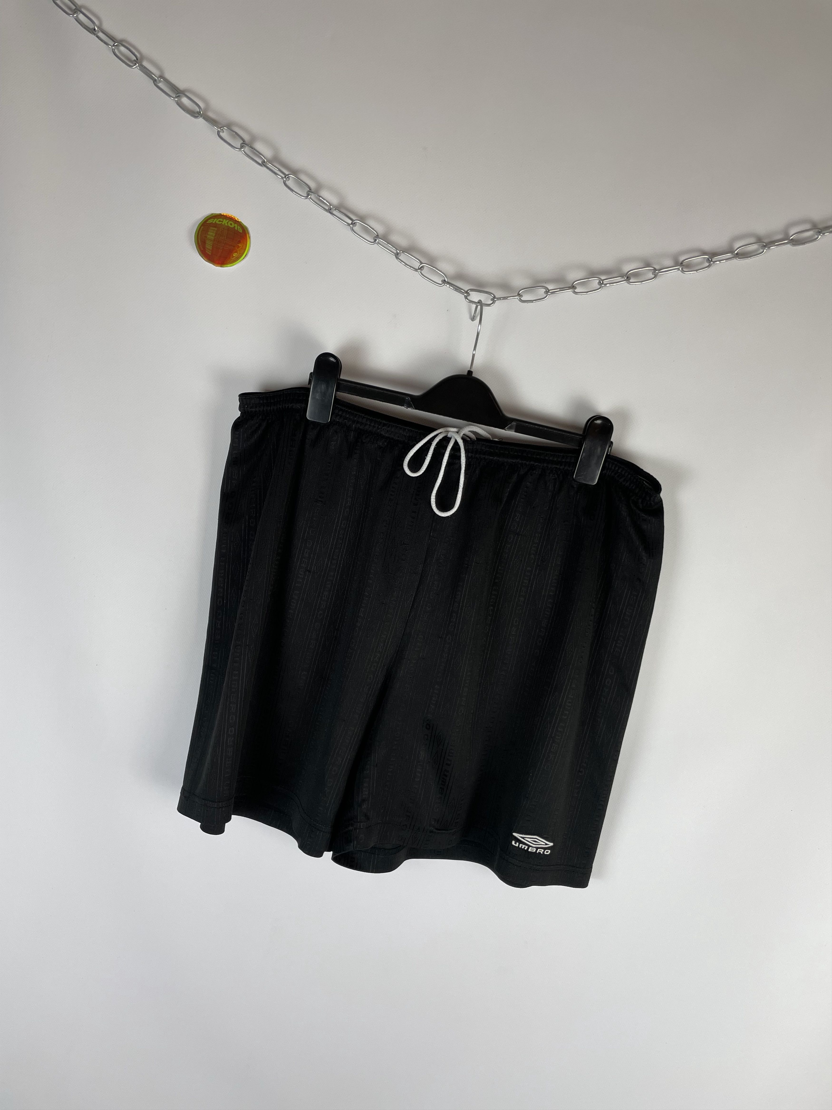 Other Vintage Umbro Shorts Y2k Size US 40 / EU 56 - 2 Thumbnail