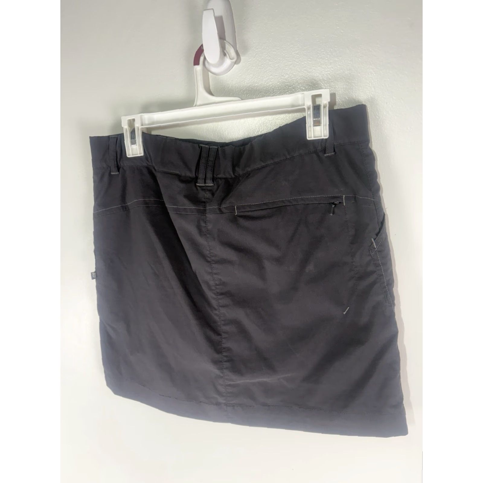 Eddie Bauer Eddie Bauer Sport Active Fit Gray Skirt/Shorts Womens Size M Size ONE SIZE - 3 Thumbnail