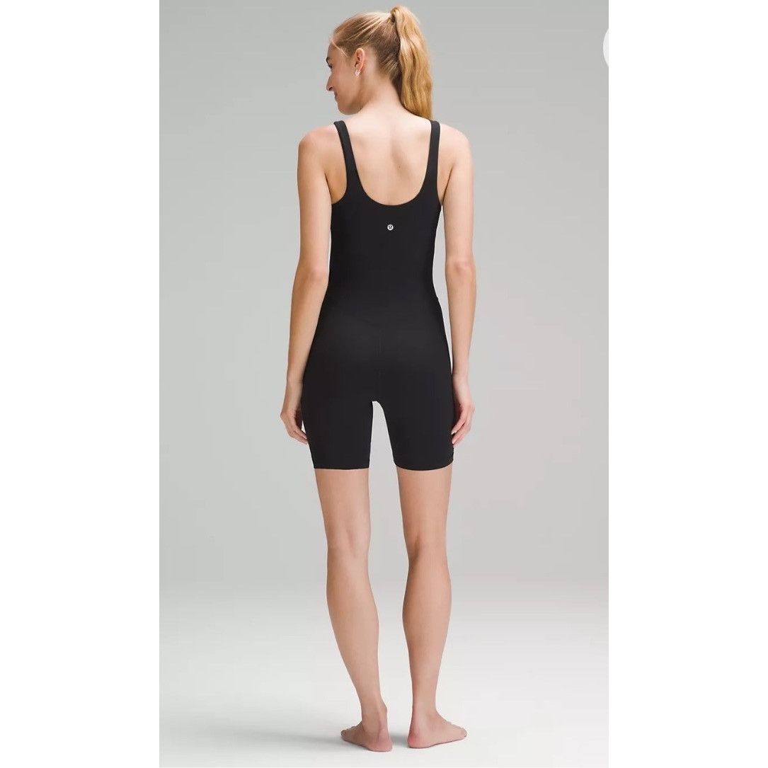 Lululemon 𝓛𝓾𝓵𝓾𝓵𝓮𝓶𝓸𝓷 Align Onesie 8" Size 4 Black Size S / US 4 / IT 40 - 2 Thumbnail