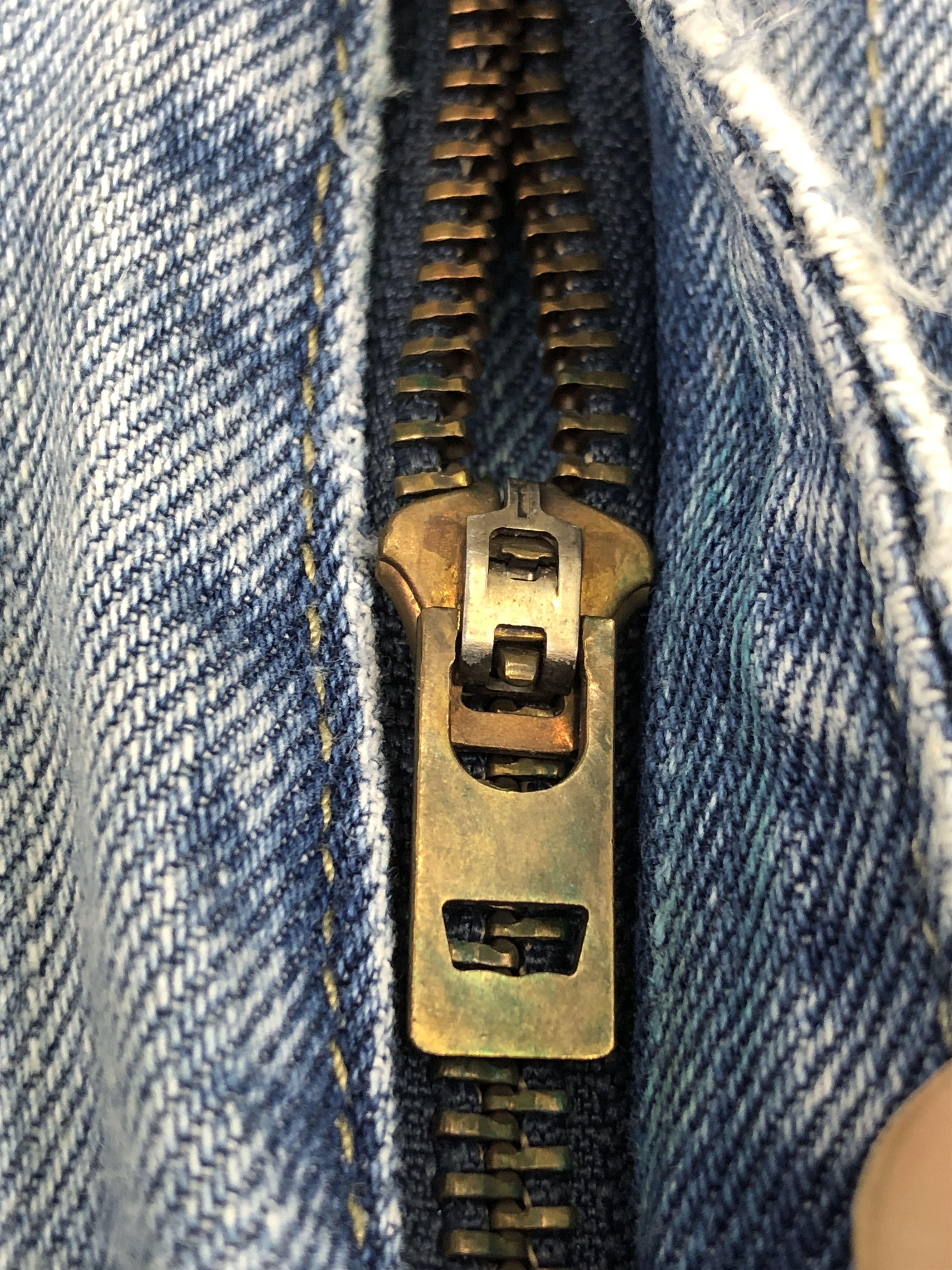 Levi's Faded Blue Vintage Levis 505 Jeans DP2359 Size US 29 - 14 Thumbnail