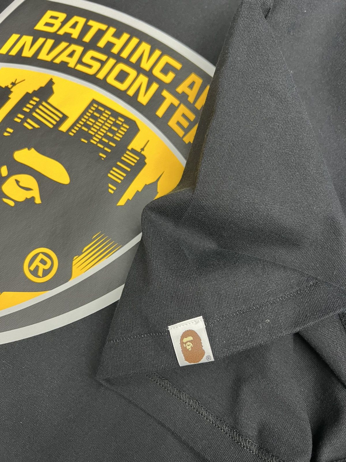 Bape Bape Security Emblem T-Shirt Size US XXL / EU 58 / 5 - 3 Thumbnail