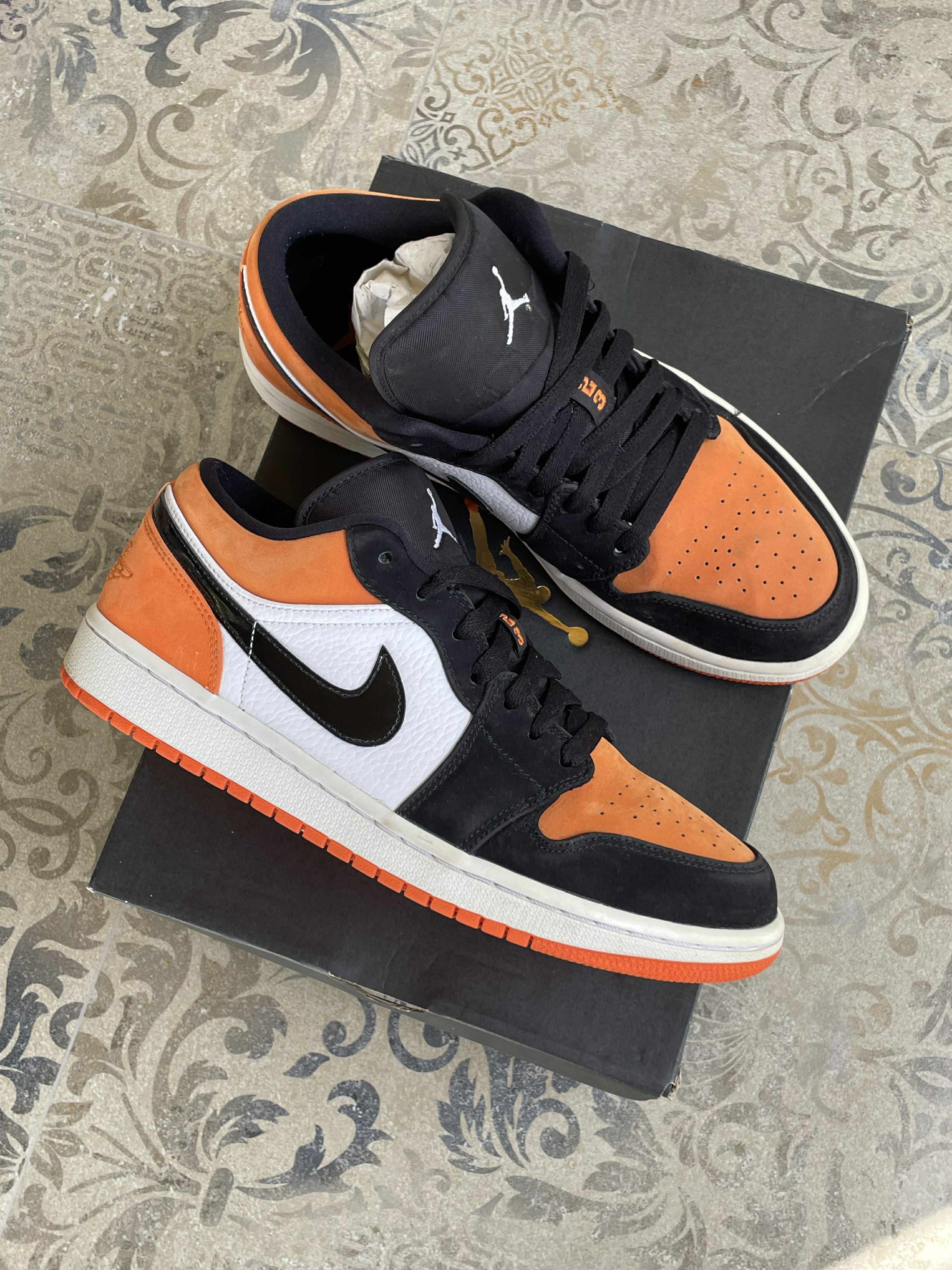 Jordan Brand Mens Air Jordan 1 Low Shattered Backboard US 9 EU 42.5 Size US 9 / EU 42 - 3 Thumbnail