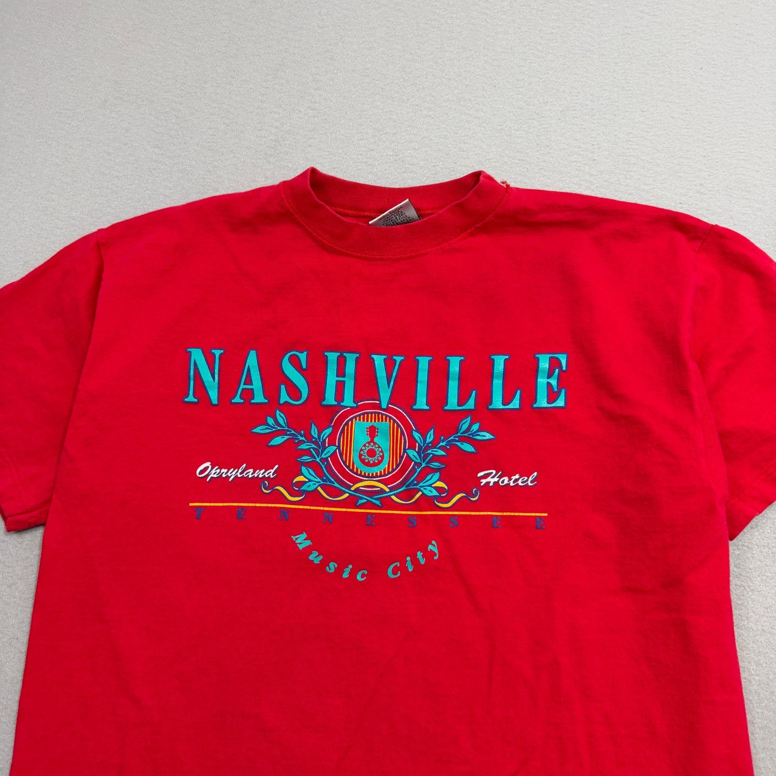 Vintage Vintage Nashville Tennessee Music City Shirt Large Red 90s Size US L / EU 52-54 / 3 - 2 Thumbnail