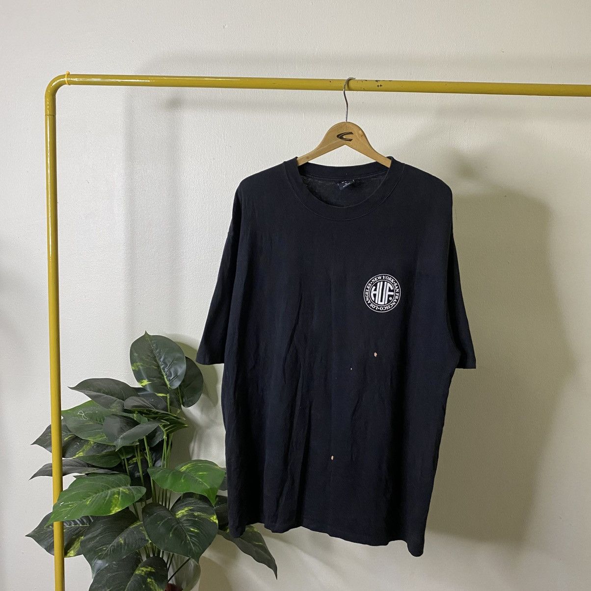 Huf Huf Skateboard Big Logo Skater T Shirt Size US XL / EU 56 / 4 - 6 Thumbnail