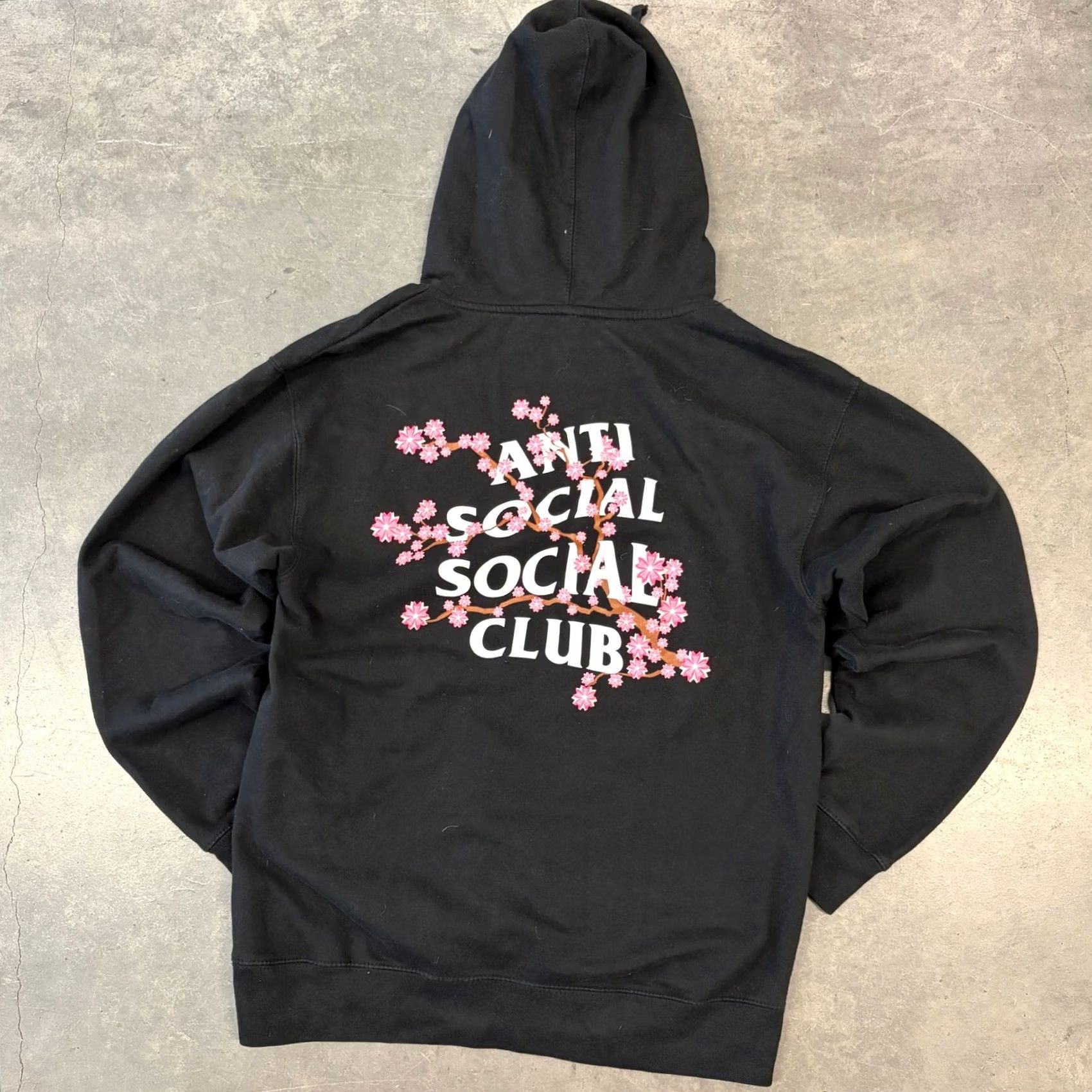 Anti Social Social Club VINTAGE Anti Social Social Club Cherry Blossom Black Hoodie Sweatshirt M Mens Size US M / EU 48-50 / 2 - 2 Thumbnail
