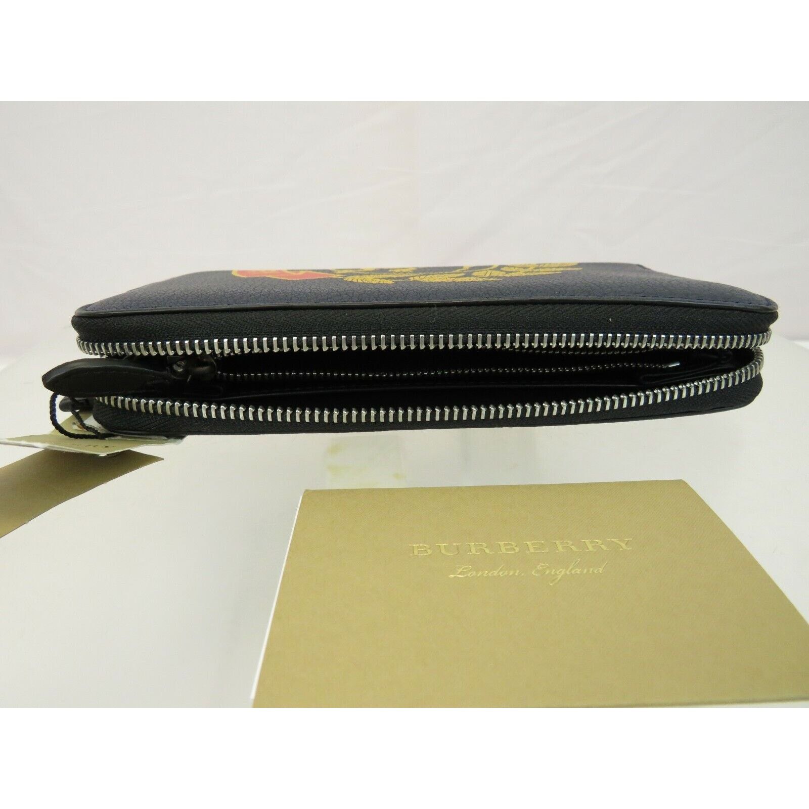 Burberry BURBERRY STORM BLUE LEATHER CREST LOGO CONTINENTAL WALLET Size ONE SIZE - 10 Thumbnail