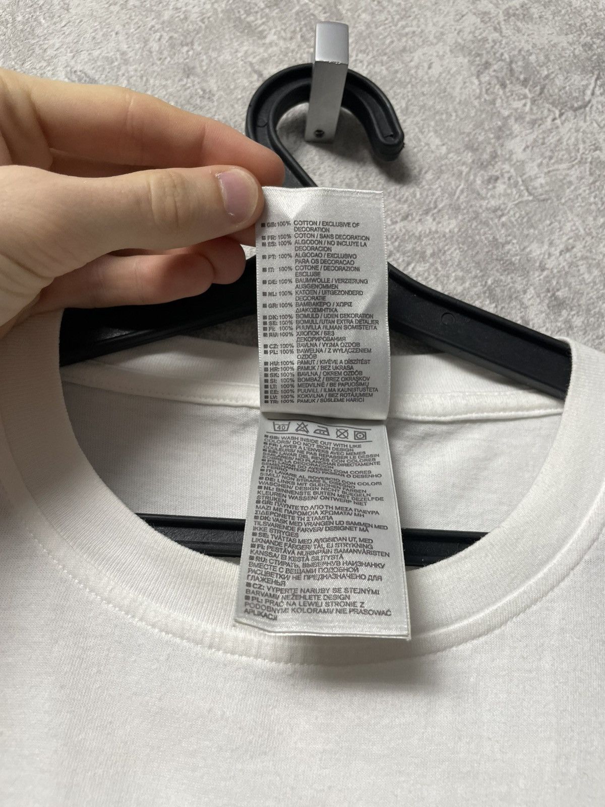 Nike Vintage Nike Big Swoosh White T-Shirt 90s Size US L / EU 52-54 / 3 - 9 Thumbnail