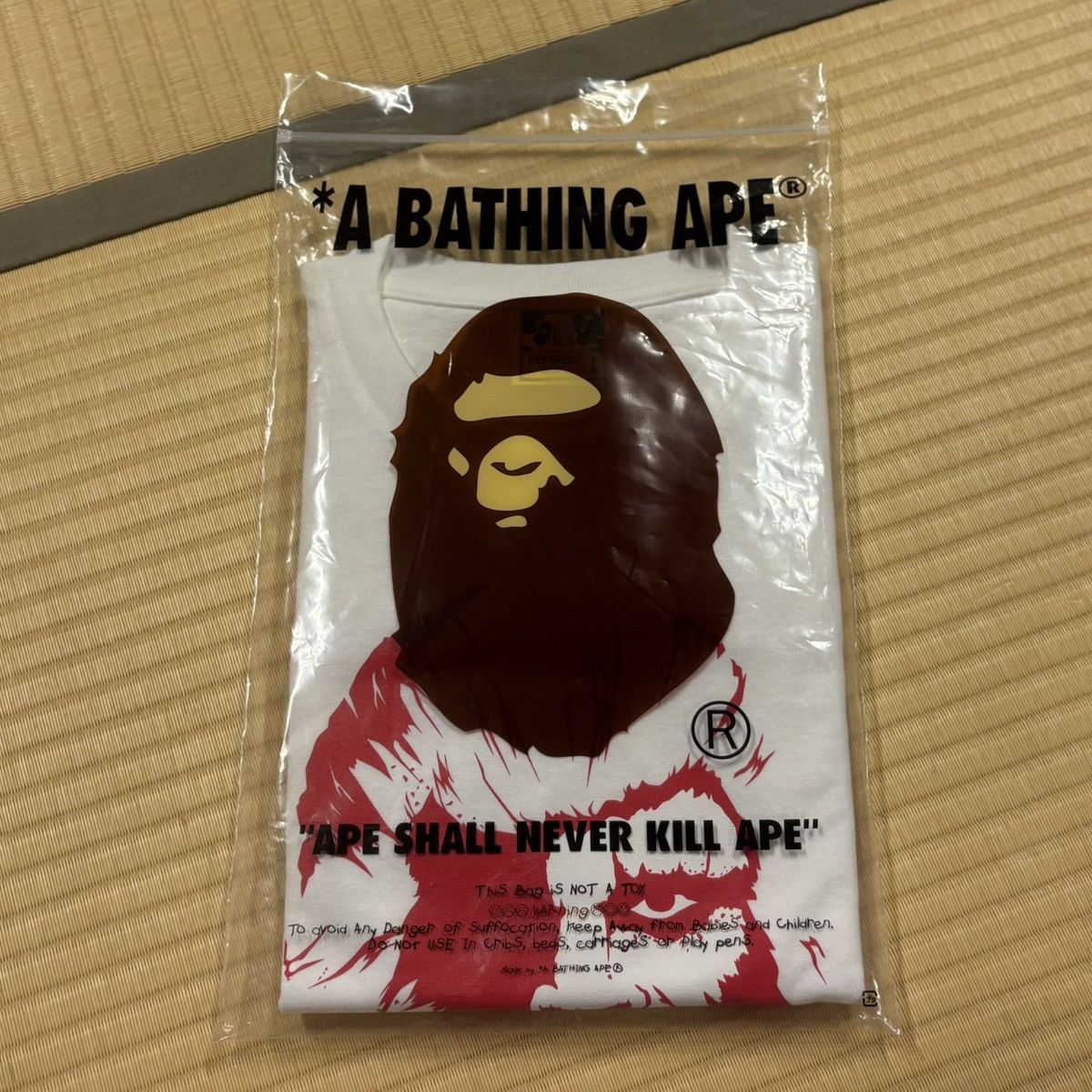 Bape A BATHING APE T-SHIRT L Size US L / EU 52-54 / 3 - 4 Thumbnail
