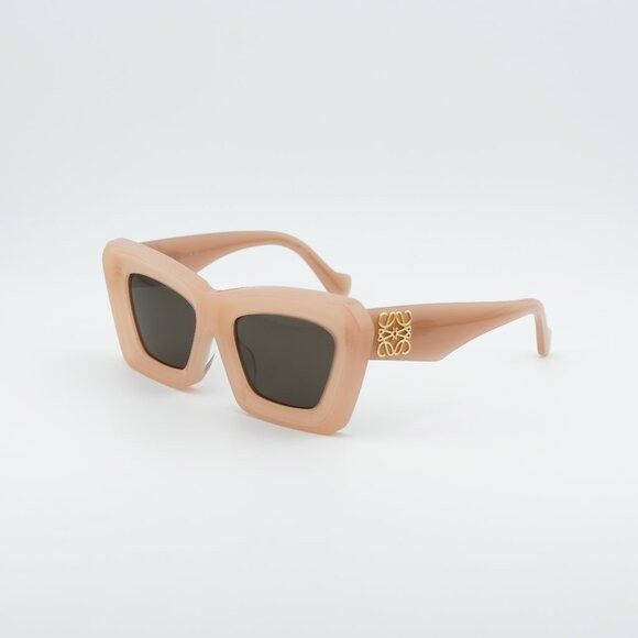 Polo Ralph Lauren Loewe LW40145F 72E Sunglasses Shiny Pink Cat Eye Frame Size ONE SIZE - 1 Thumbnail