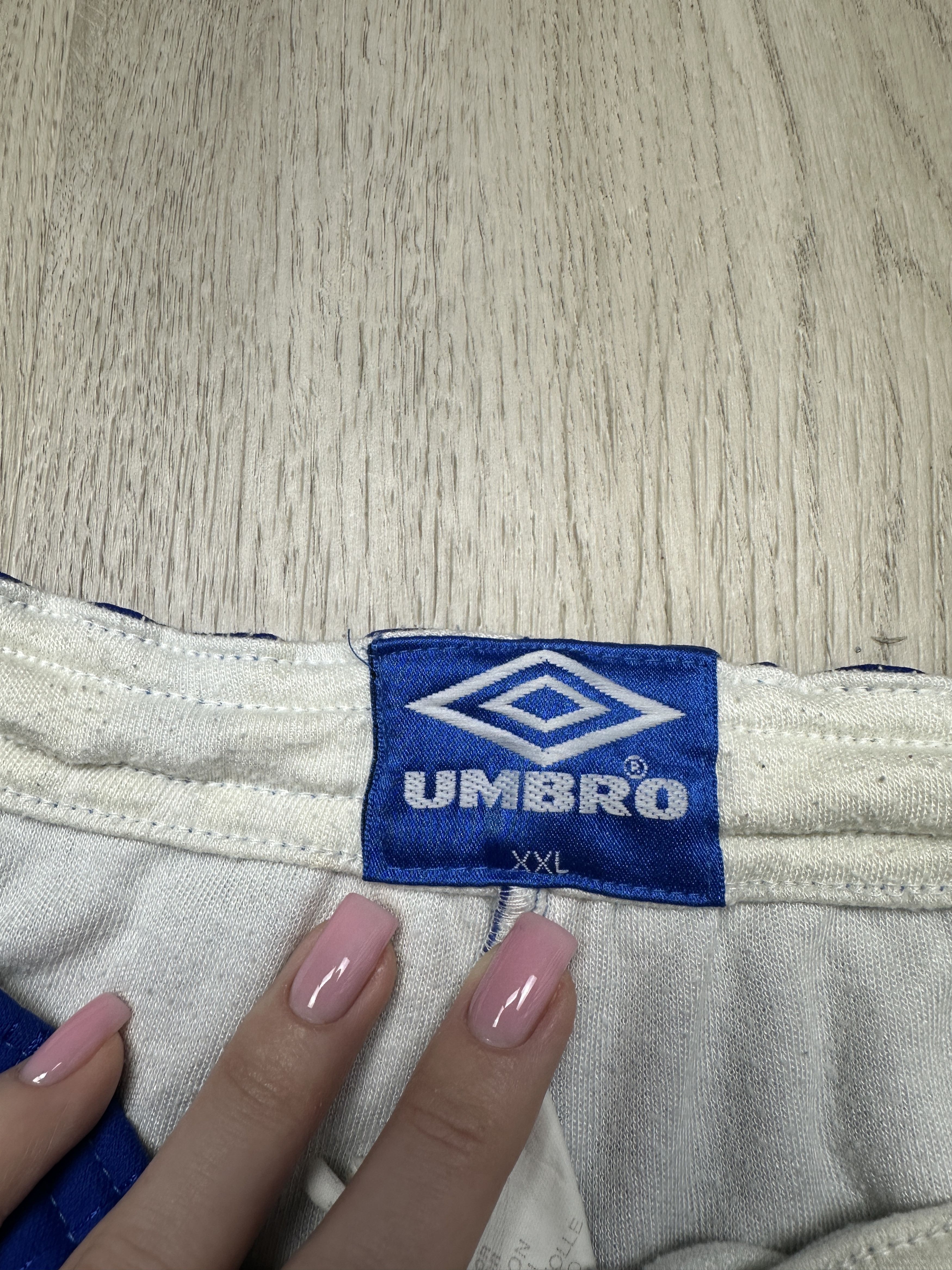 Umbro Umbro 90s Vintage Mens Shorts Size US 38 / EU 54 - 4 Thumbnail