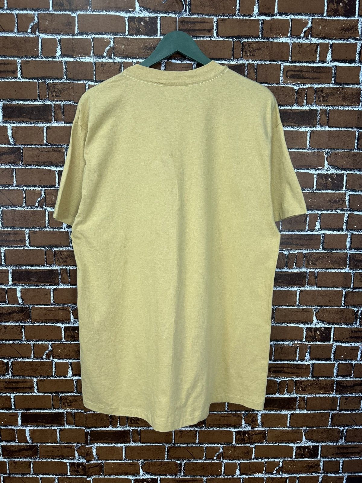 Vintage Vintage Hanes Monterey California Tshirt A989 Size US L / EU 52-54 / 3 - 3 Thumbnail