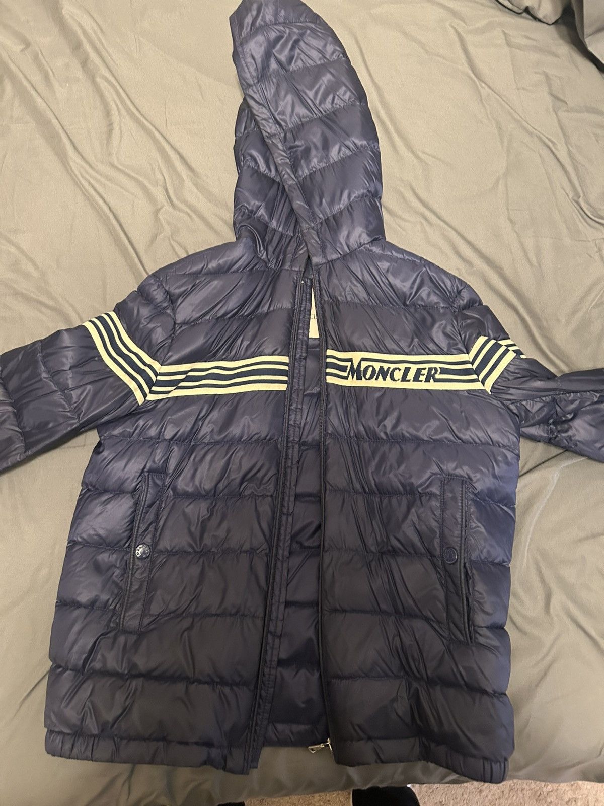 Moncler Moncler Jacket Size US S / EU 44-46 / 1 - 1 Thumbnail