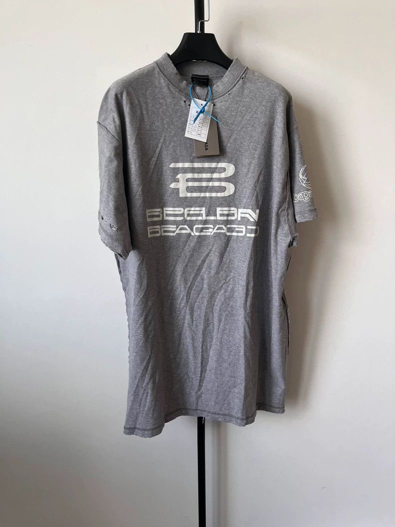 Balenciaga Balenciaga AI Artificial Intelligence Generated Short Slee Size US M / EU 48-50 / 2 - 1 Thumbnail