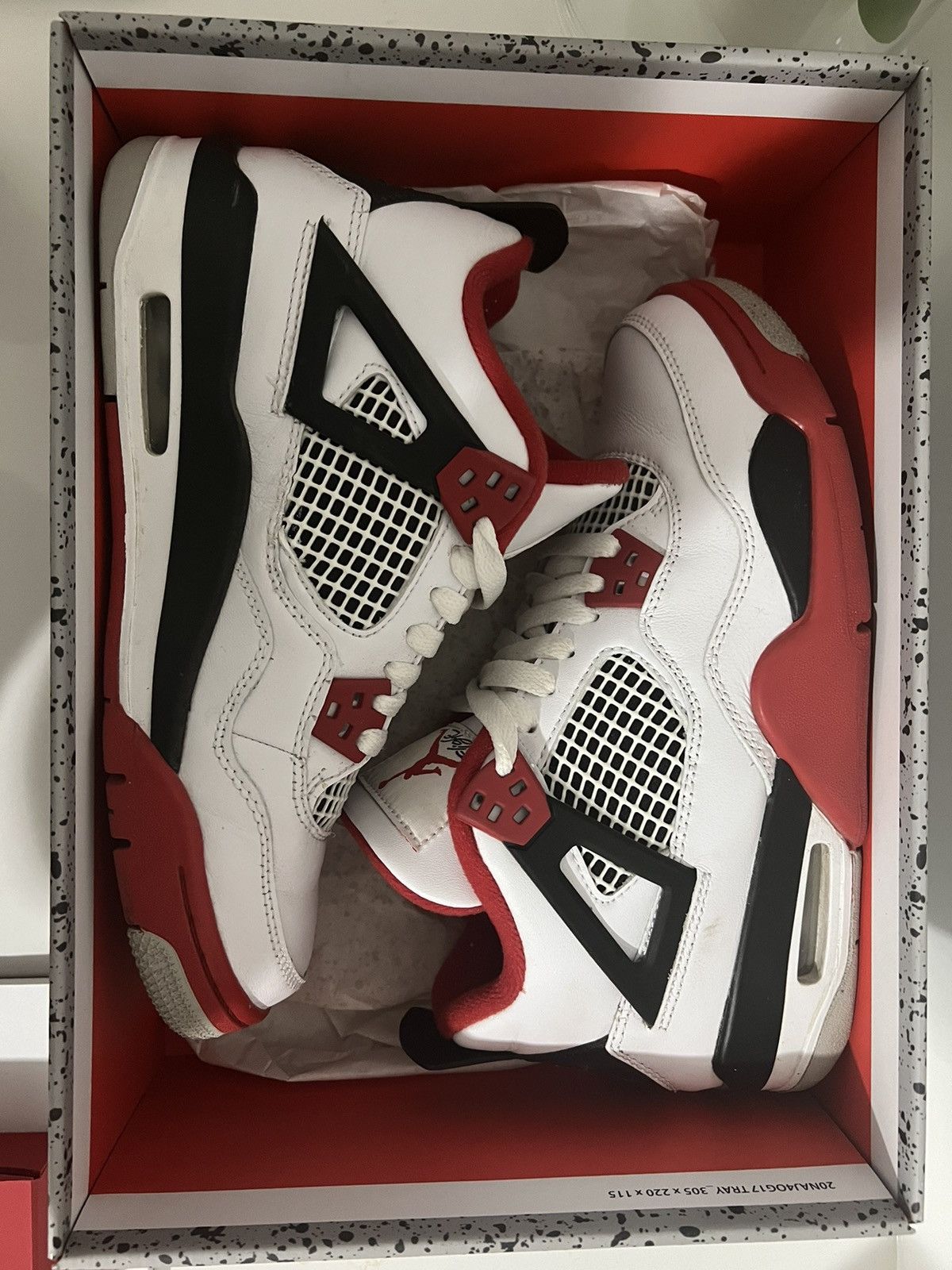 Jordan Brand fire red 4s Size US 6 / EU 39 - 11 Thumbnail