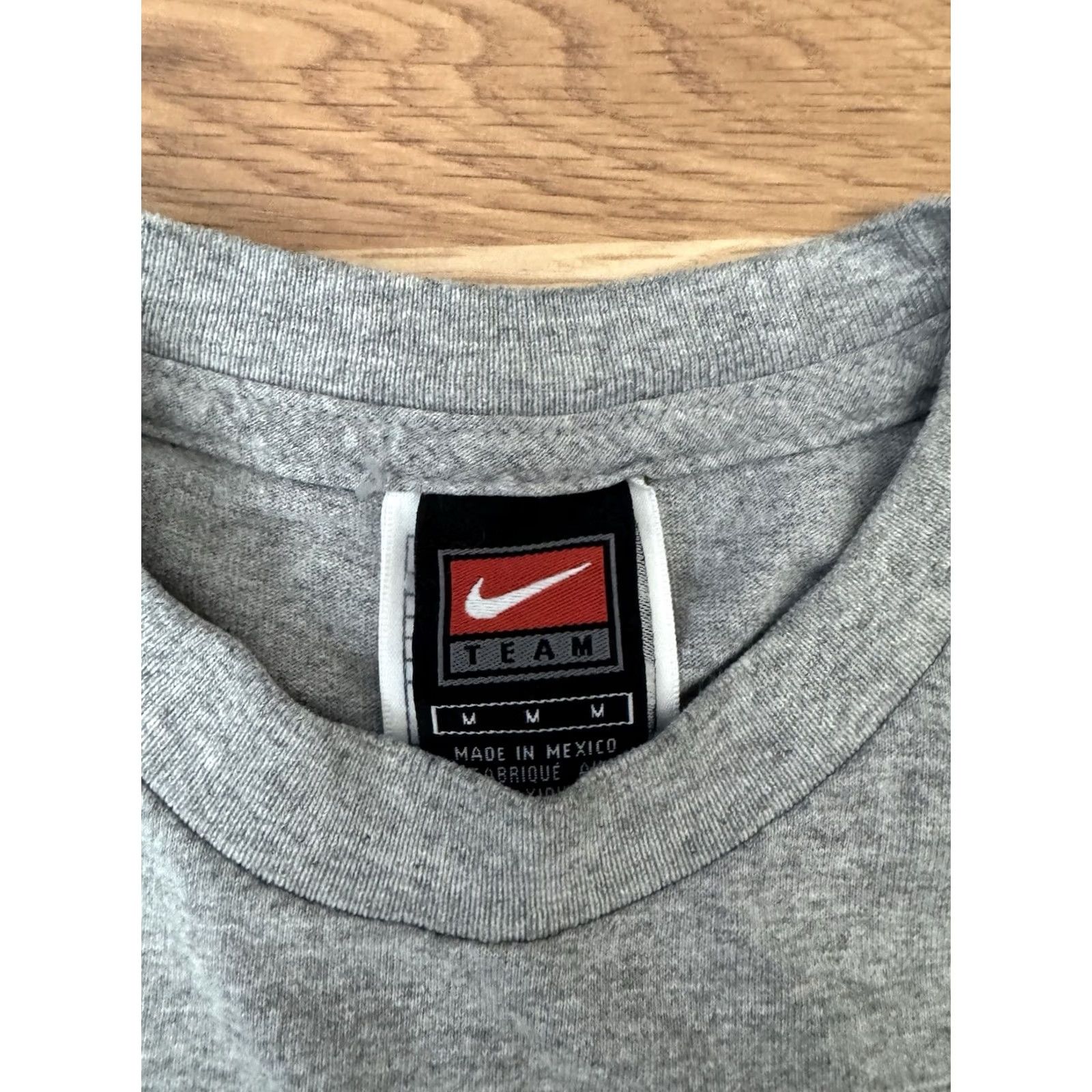 Nike VINTAGE Nike Shirt Mens M Gray Y2K Team Penn State Size Nittany Lions Center Swoosh Size US M / EU 48-50 / 2 - 2 Thumbnail